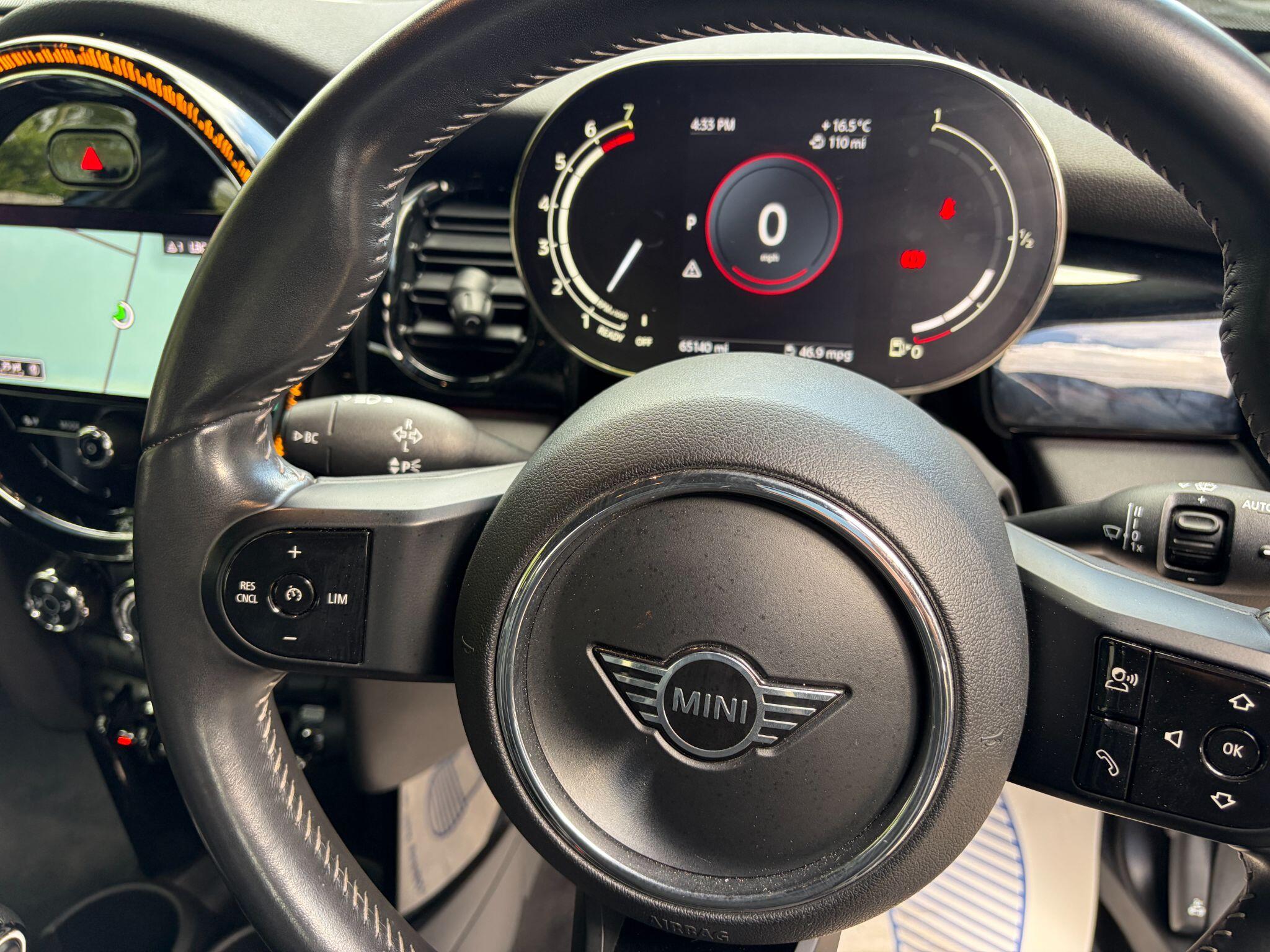 Mini Hatch view 17
