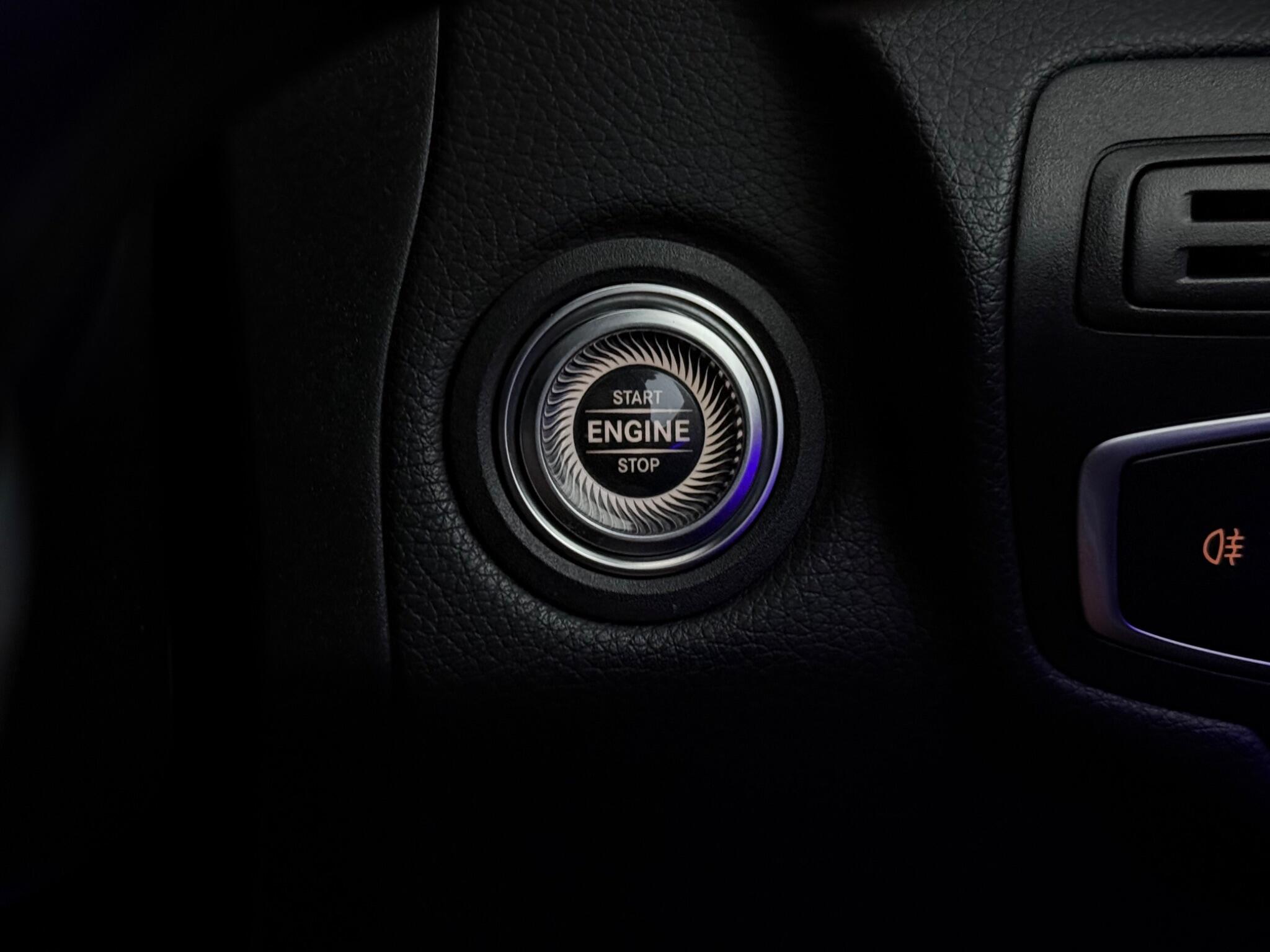 Mercedes-Benz GLC view 24