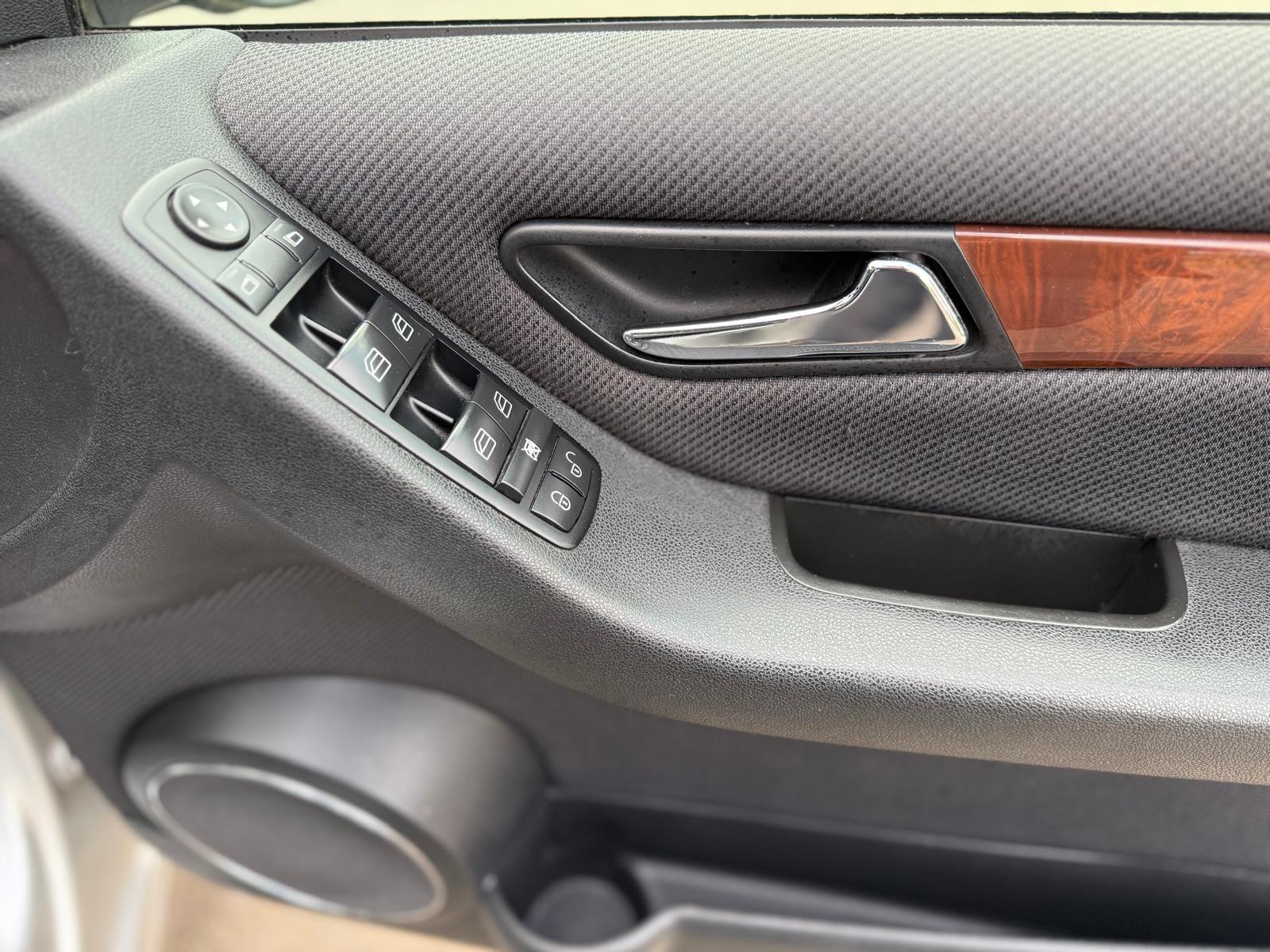 Mercedes-Benz A Class view 40