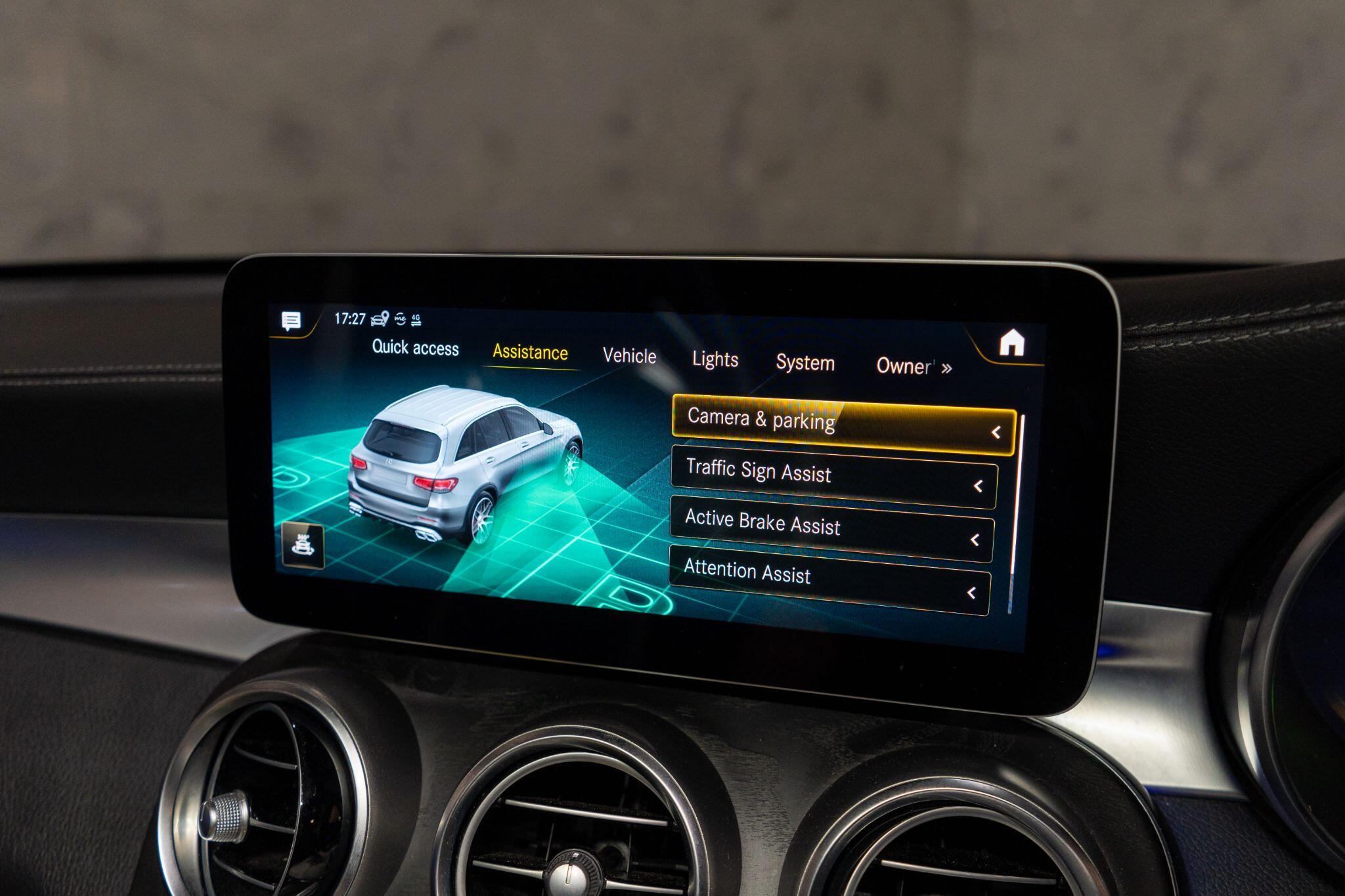 Mercedes-Benz GLC view 24