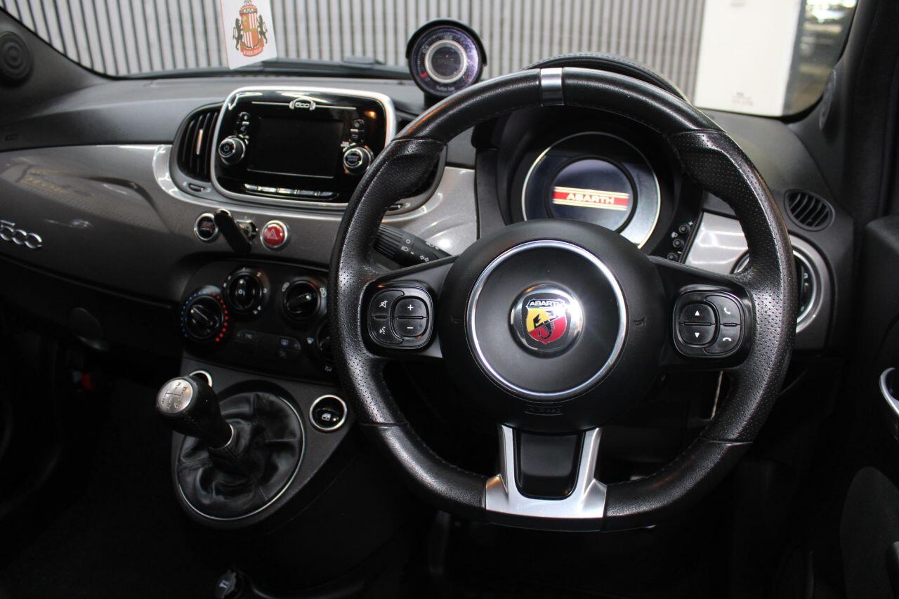 Abarth 595 view 27