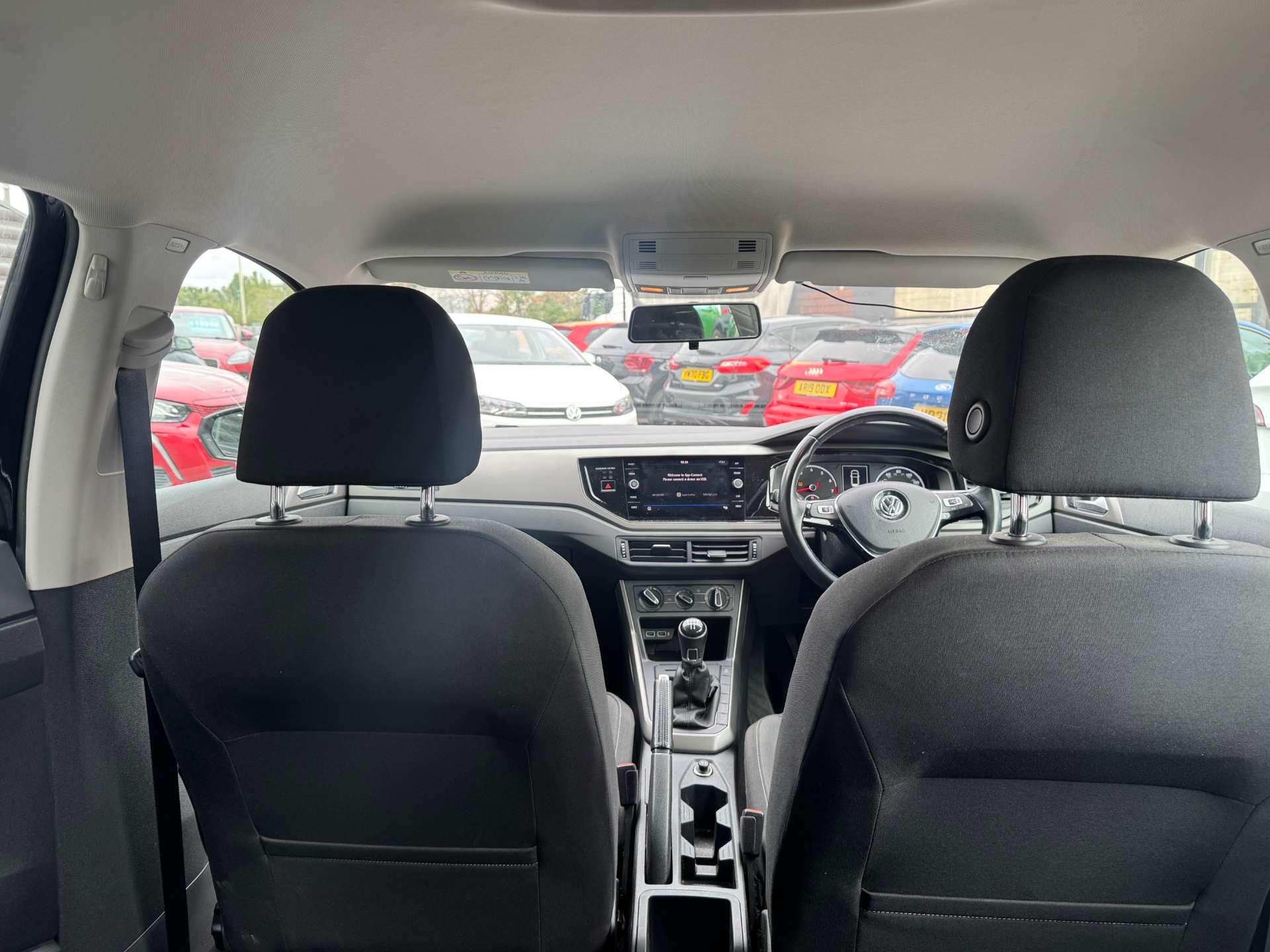 Volkswagen Polo view 16