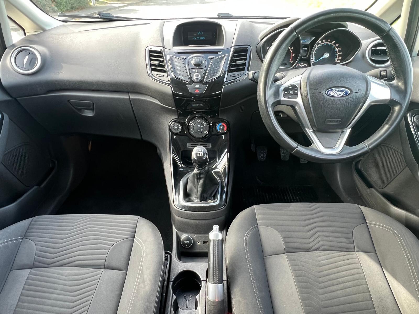 Ford Fiesta view 21