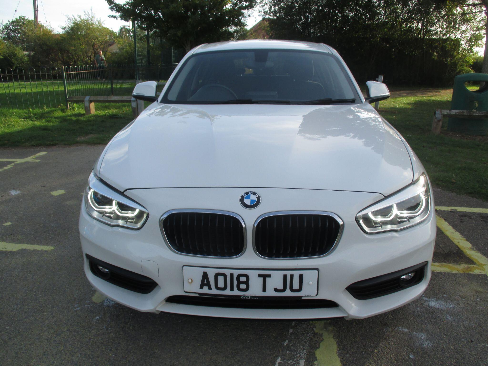BMW 1 Series view 20