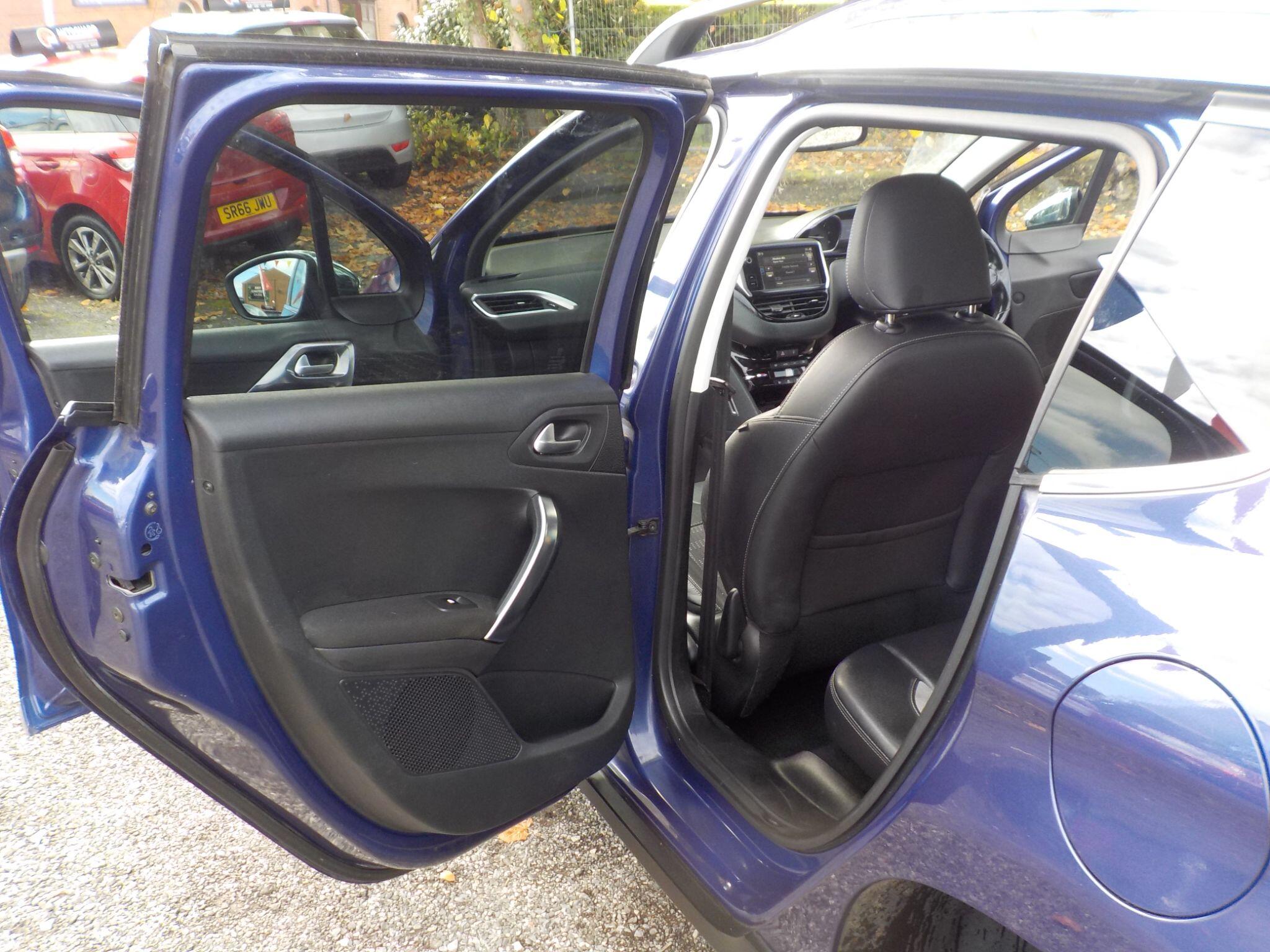 Peugeot 2008 1.6 e-HDi Allure Euro 5 (s/s) 5dr