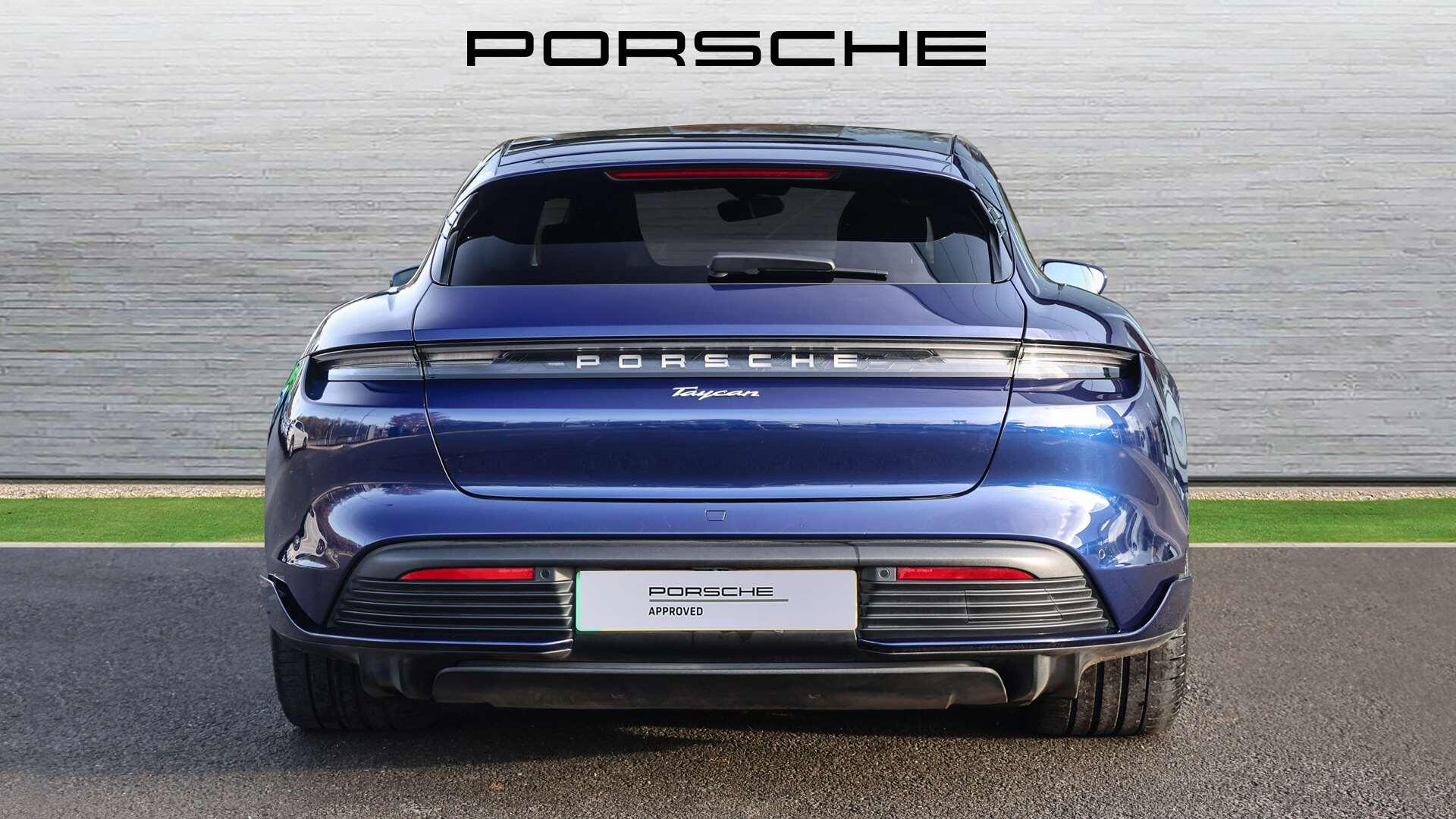 Porsche Taycan view 10