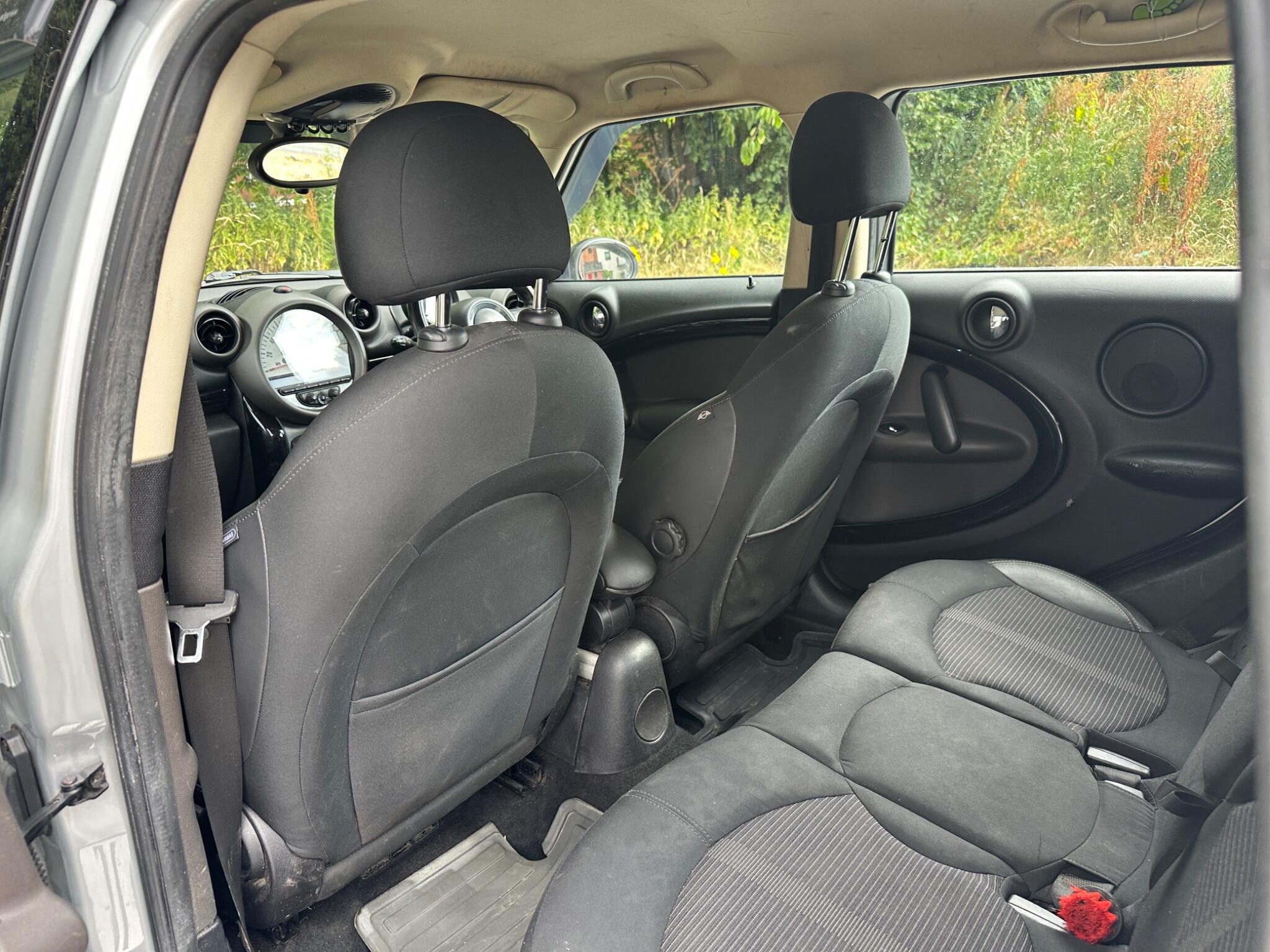 Mini Countryman view 21