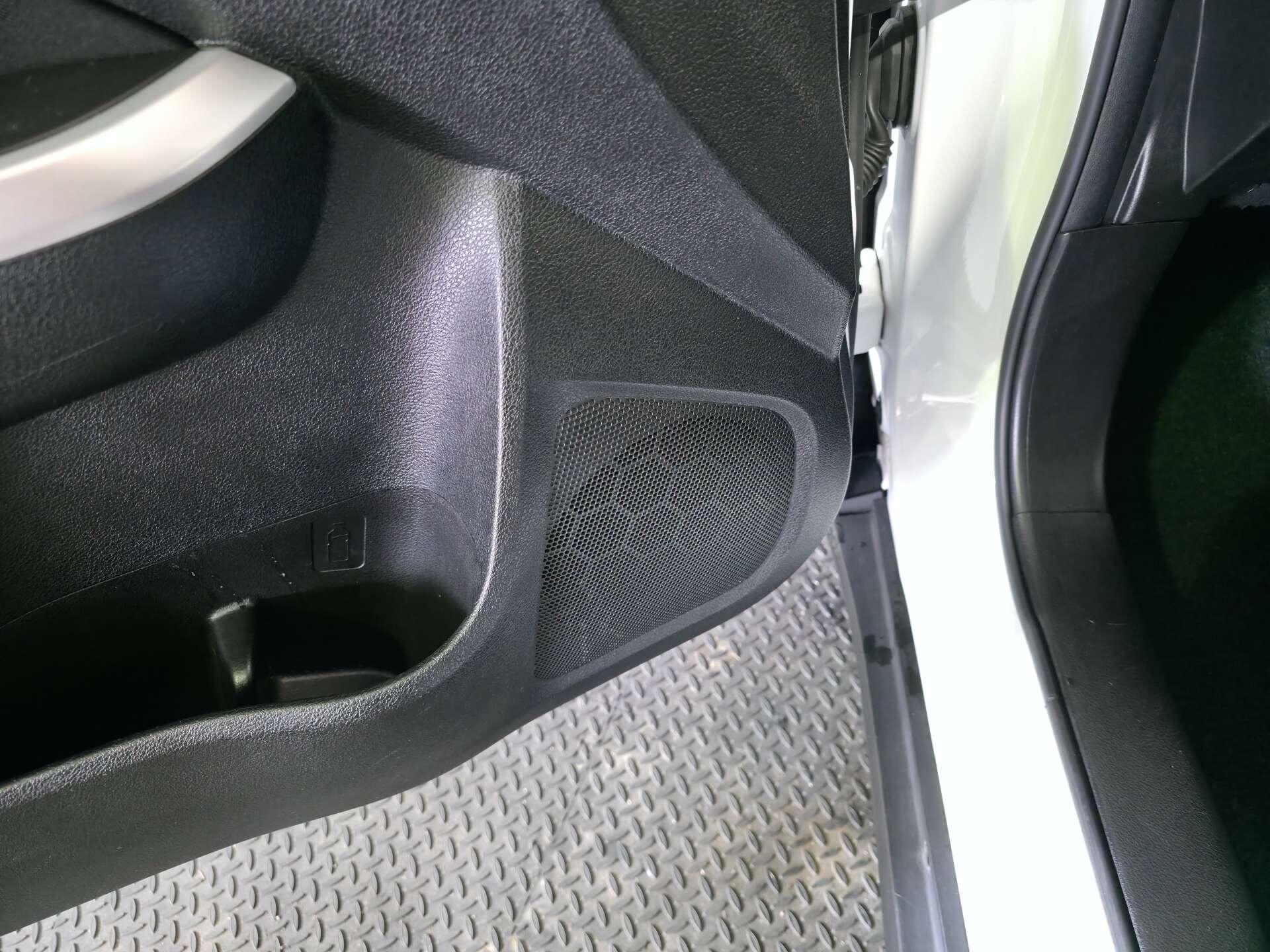 Suzuki Vitara view 55