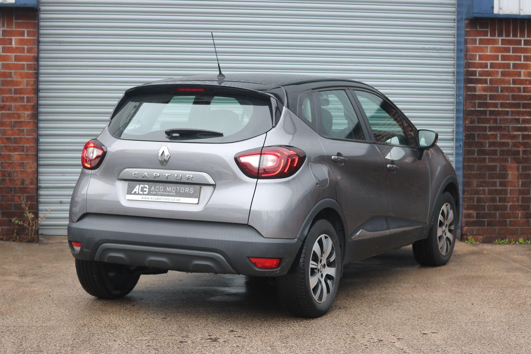 Renault Captur view 7