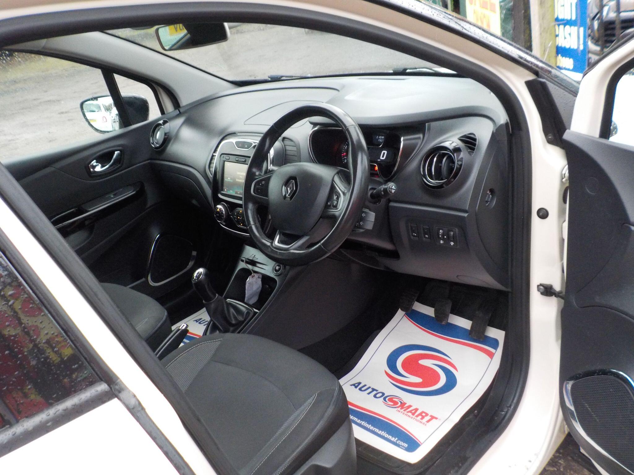 Renault Captur 1.5 dCi ENERGY Dynamique S Nav Euro 6 (s/s) 5dr