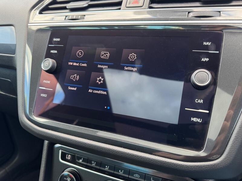 Volkswagen Tiguan view 28