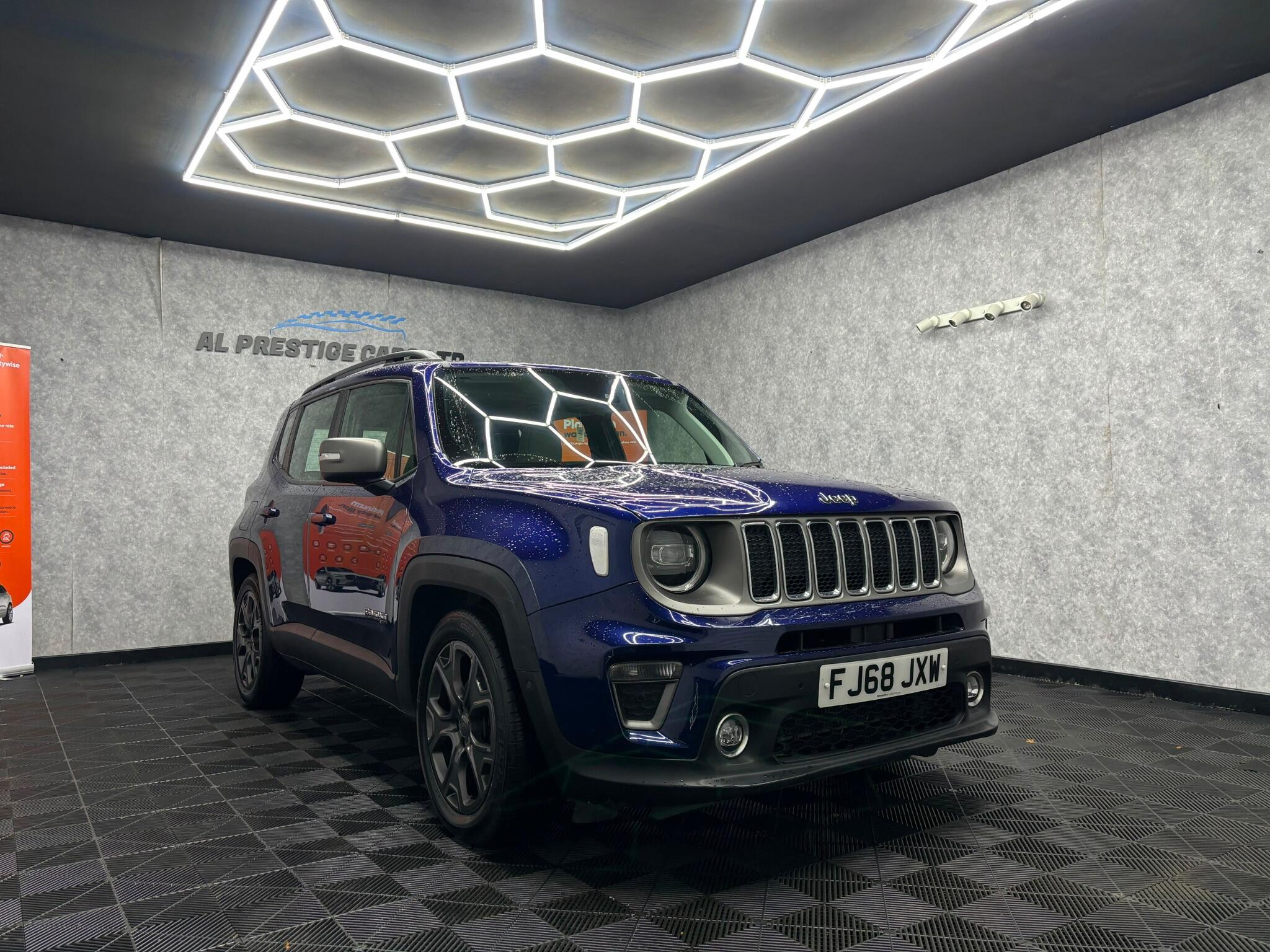 Jeep Renegade view 5