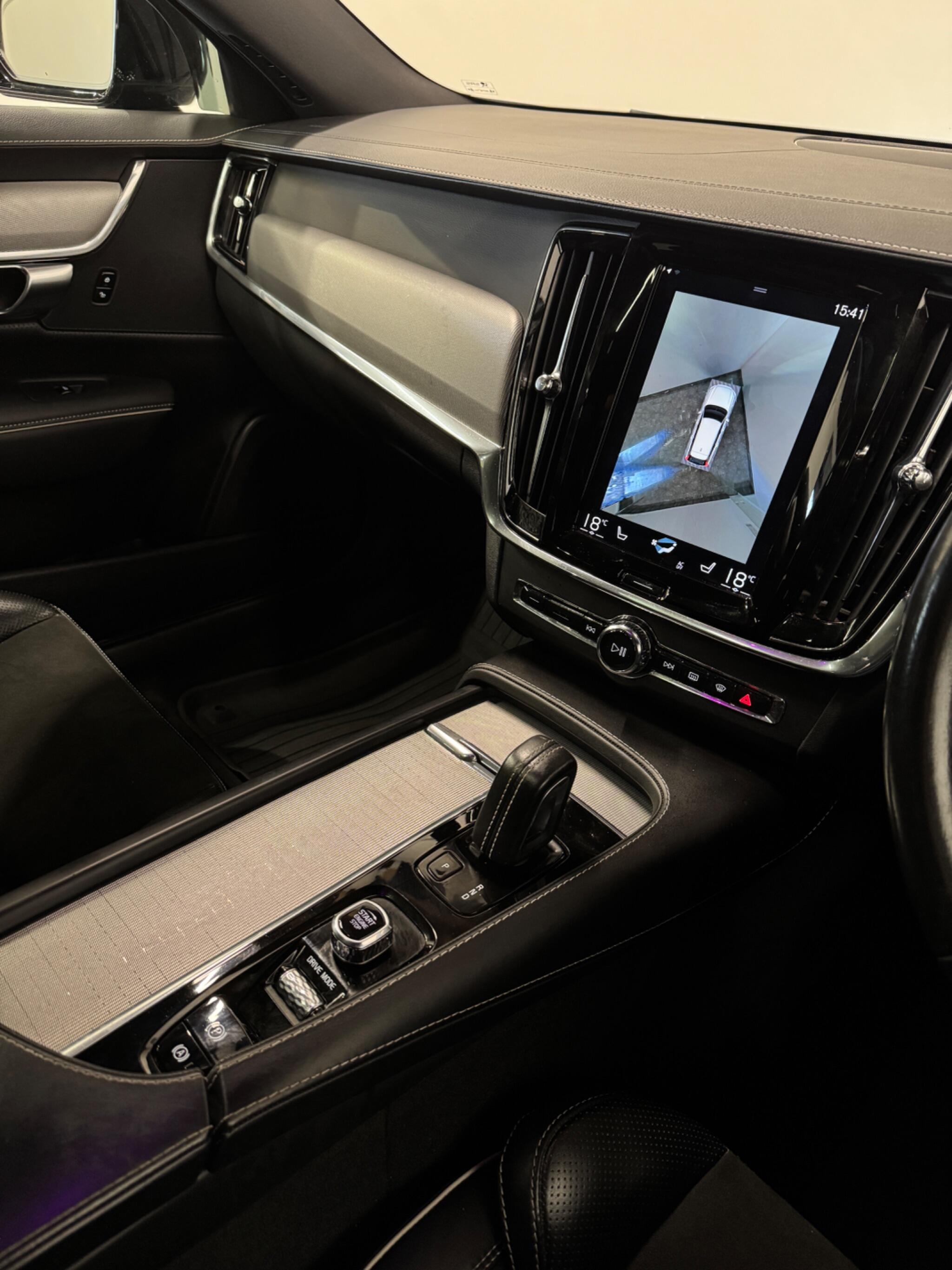 Volvo V90 view 21