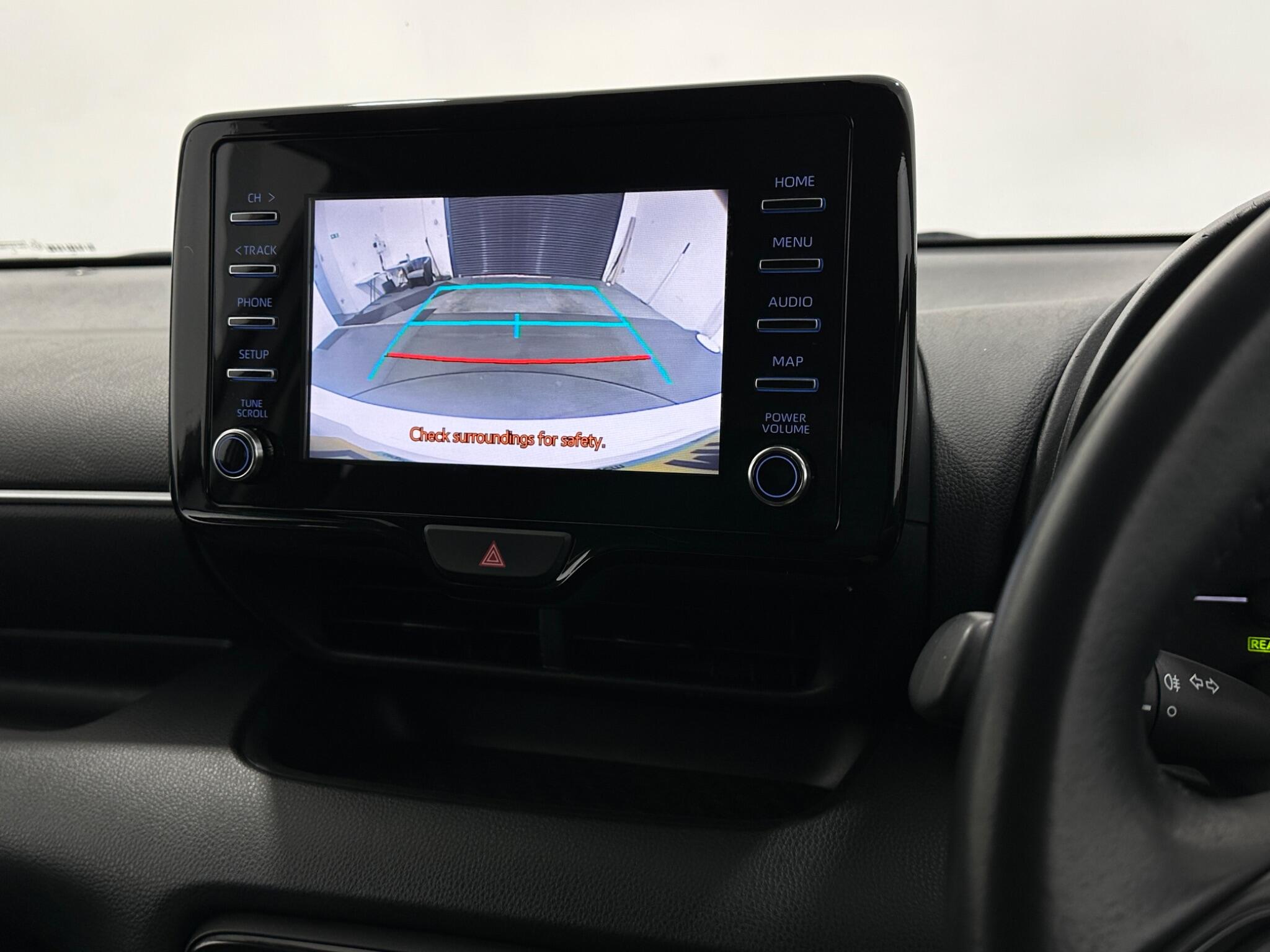 Toyota Yaris view 22