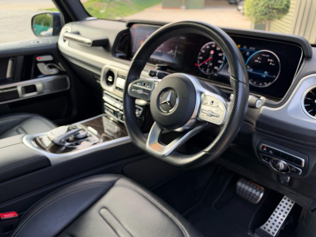 Mercedes-Benz G-Class view 44