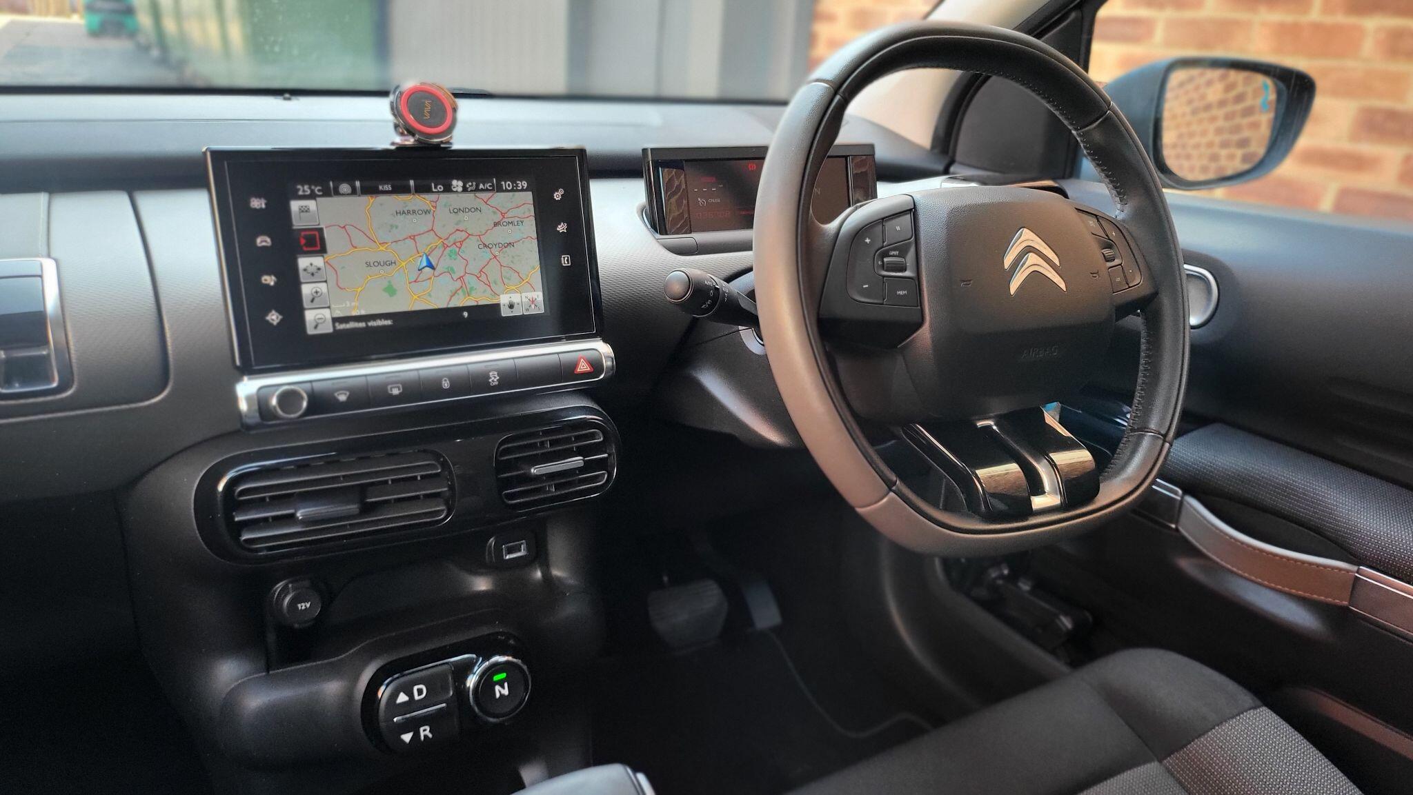 Citroen C4 Cactus view 11