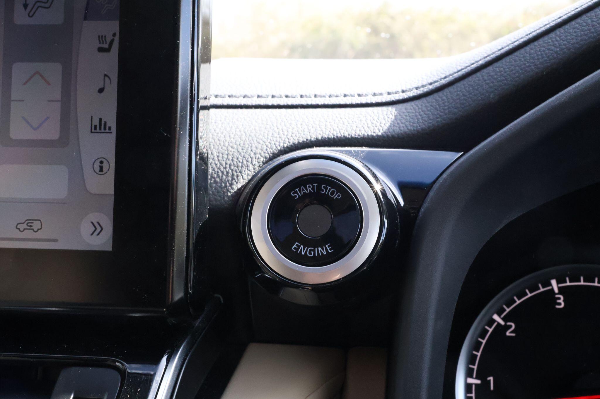 Toyota Land Cruiser view 48