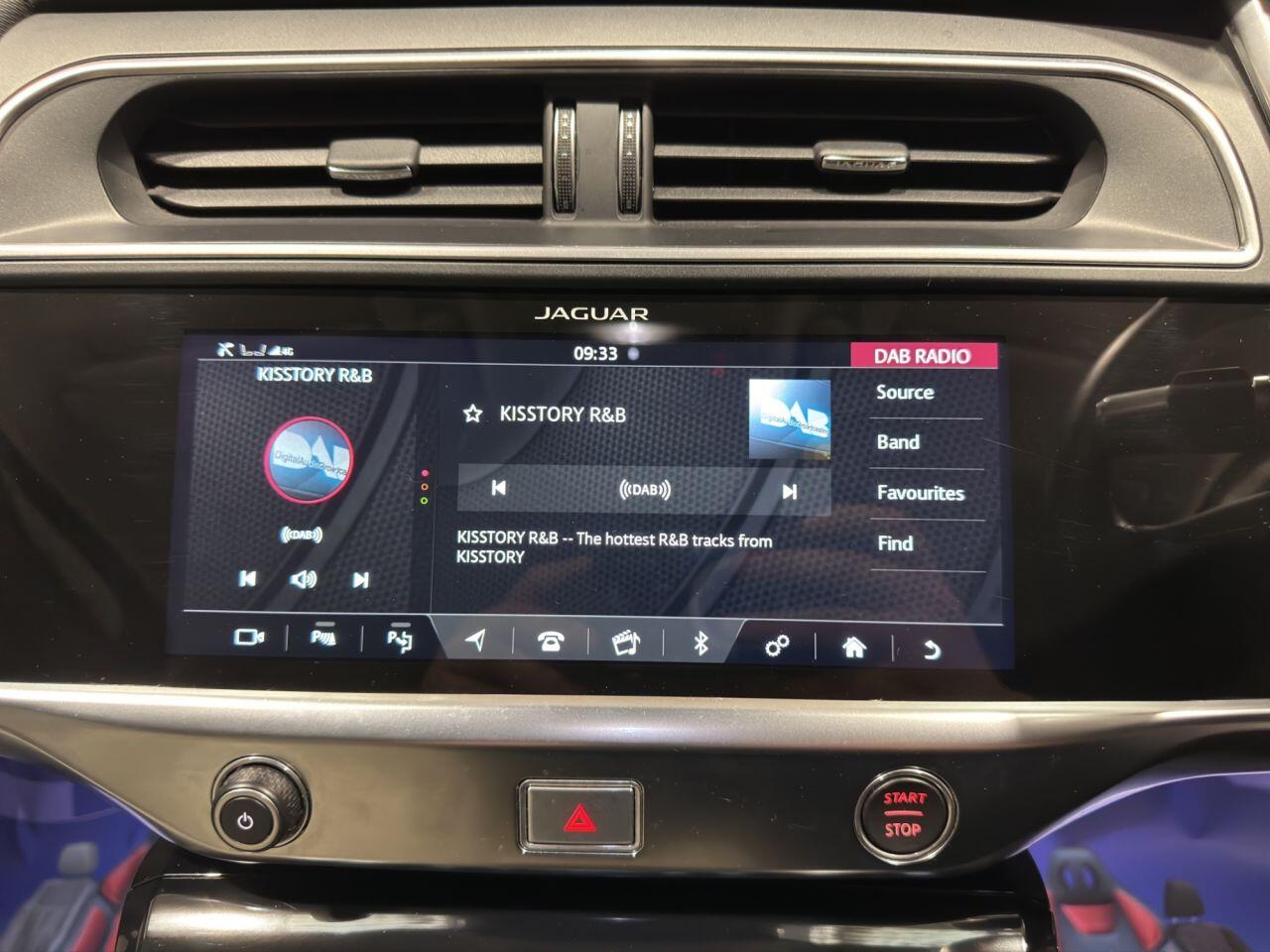 Jaguar I-Pace view 25