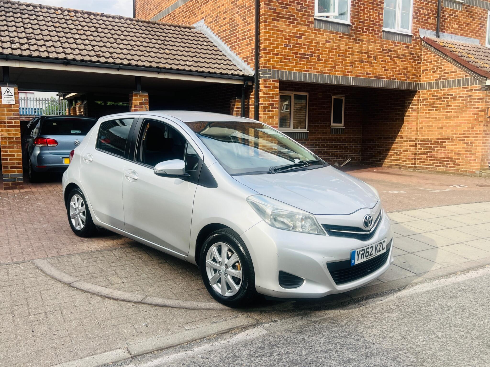 Toyota Yaris view 8