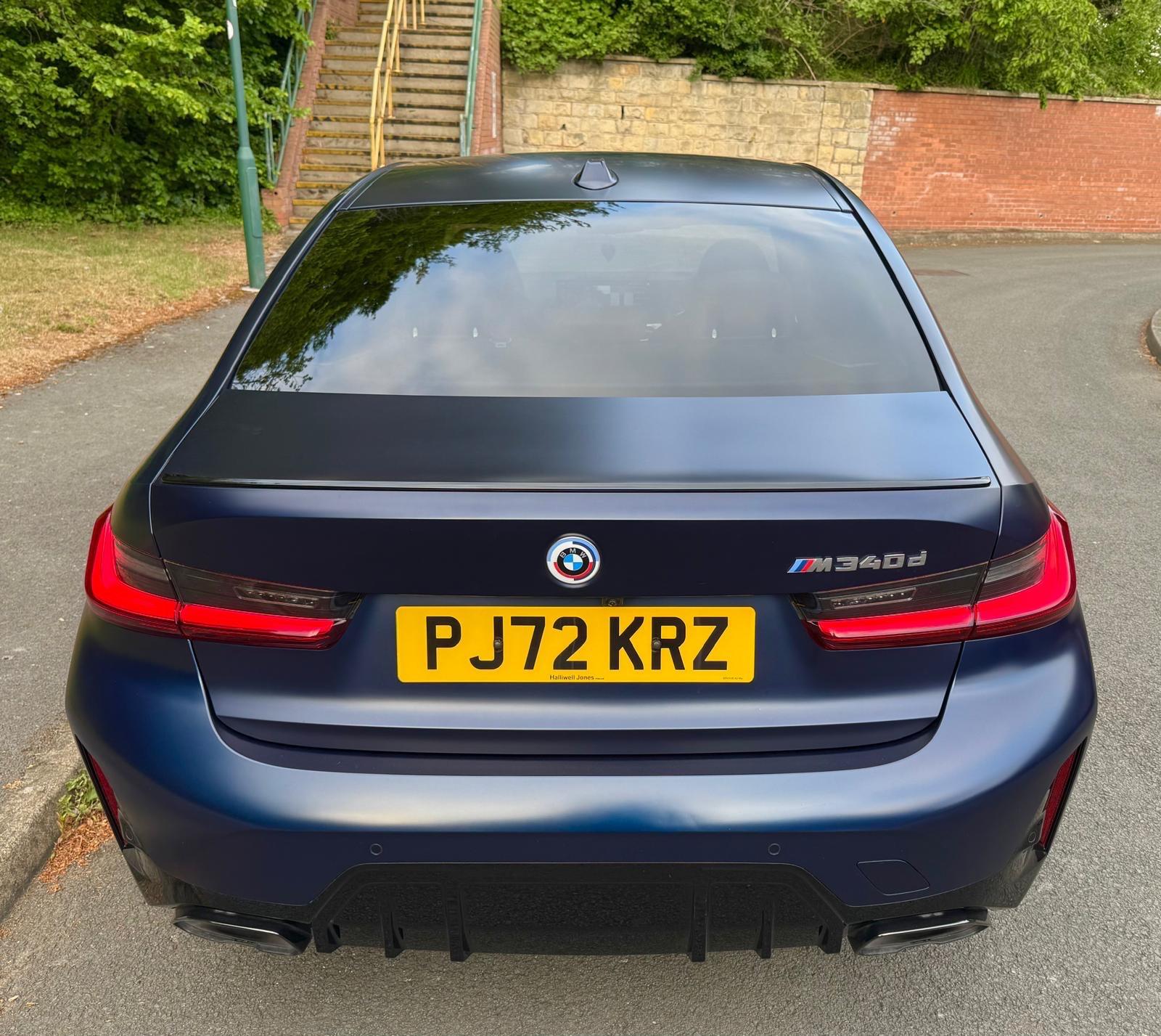 BMW 3 Series view 26