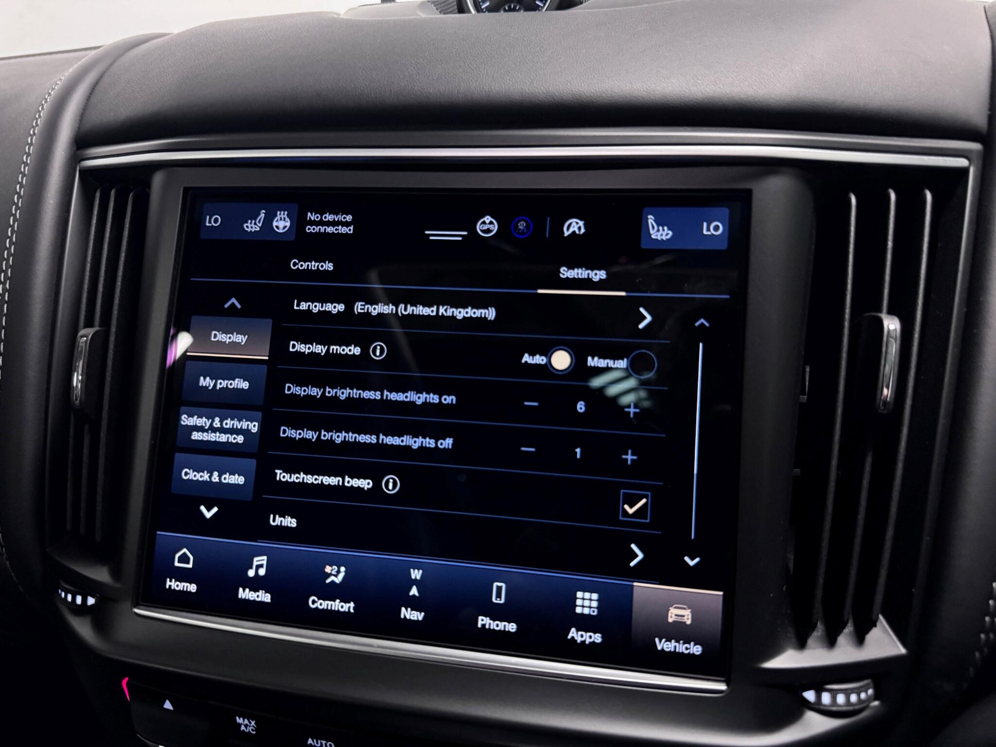 Maserati Levante view 56