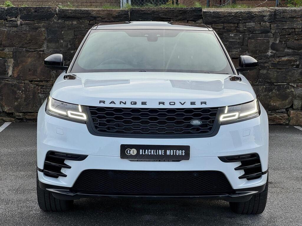 Land Rover Range Rover Velar view 2