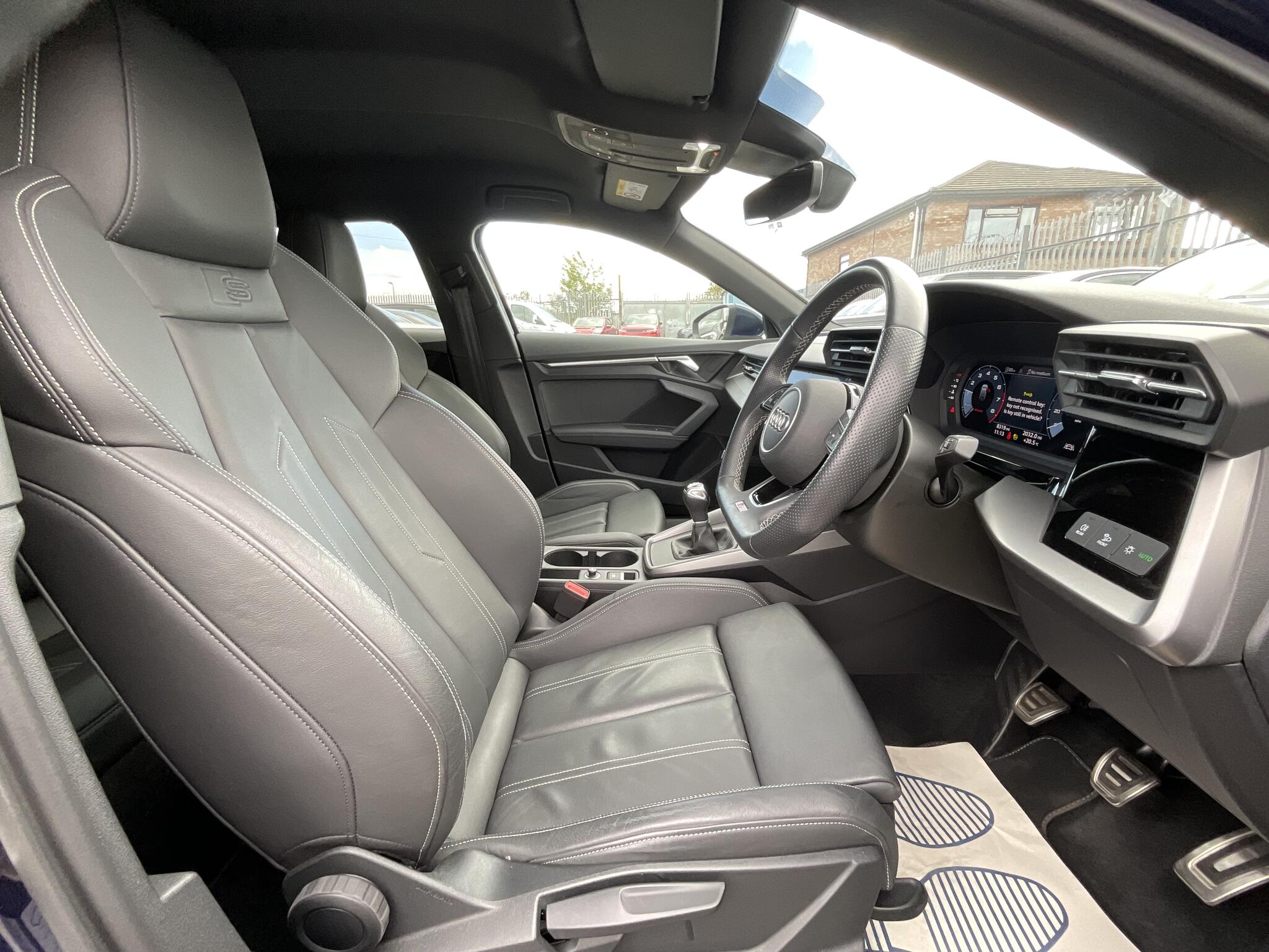 Audi A3 view 9