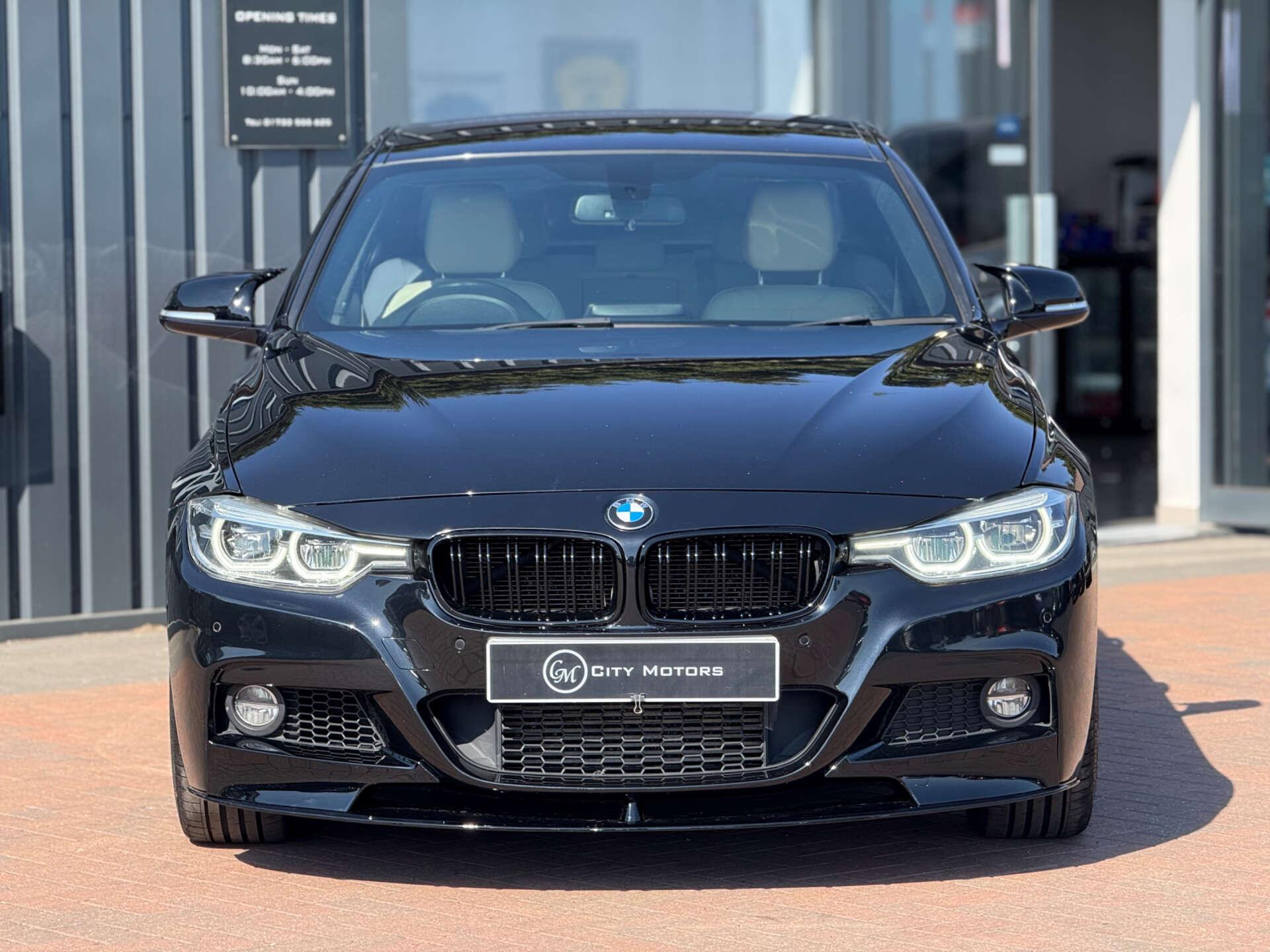 BMW 3 Series view 12
