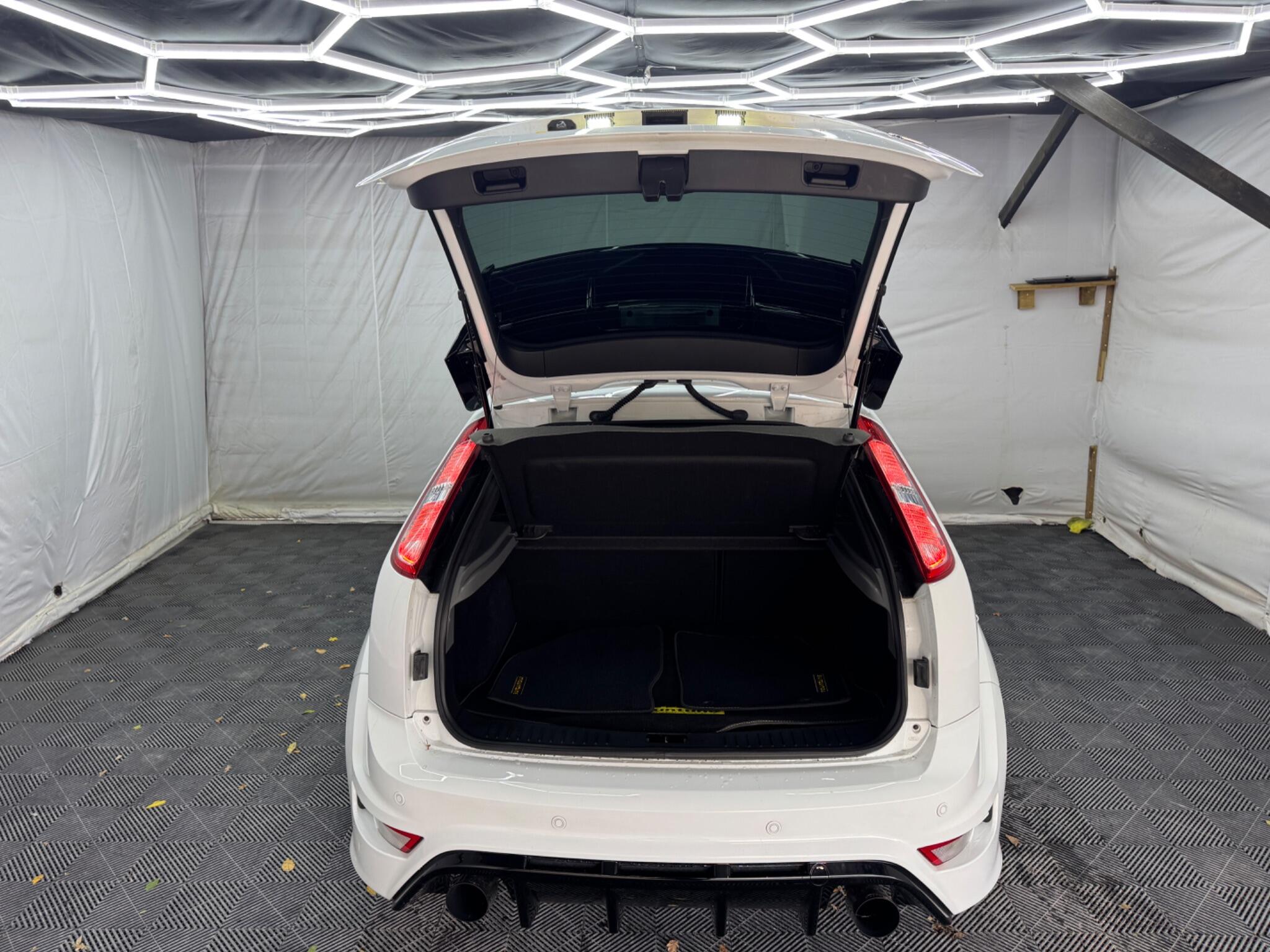 Ford Focus view 46