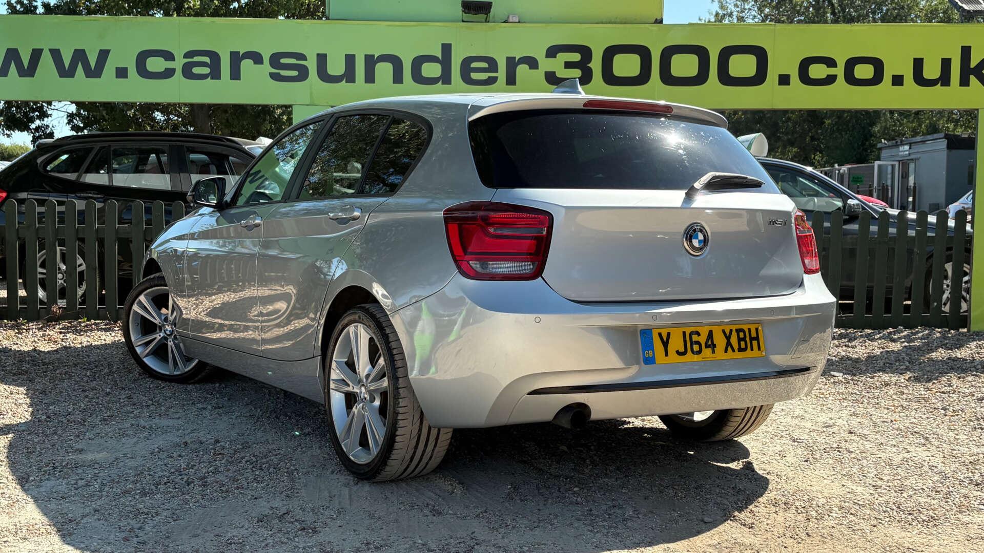 BMW 1 Series view 4