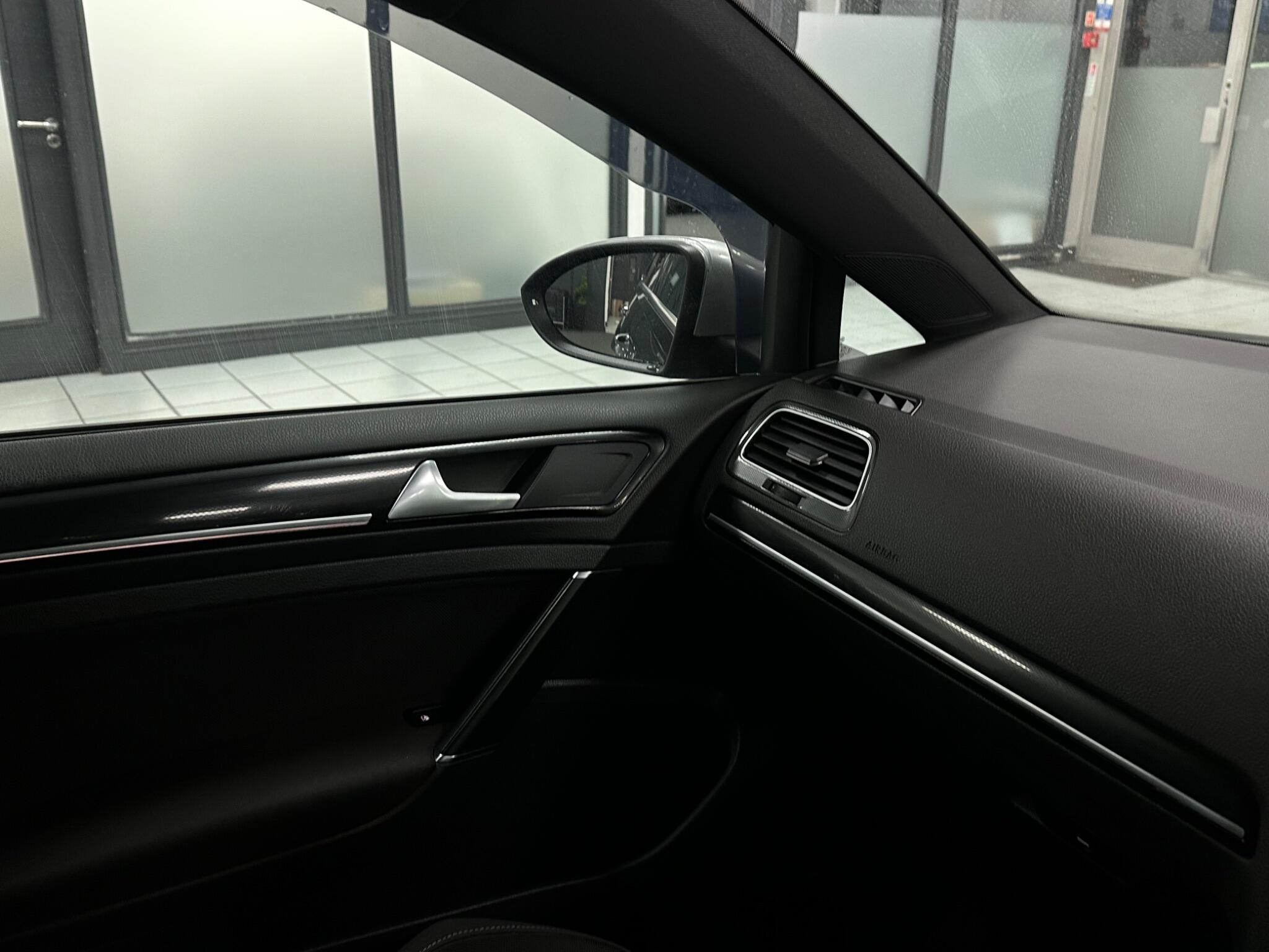Volkswagen Golf view 30