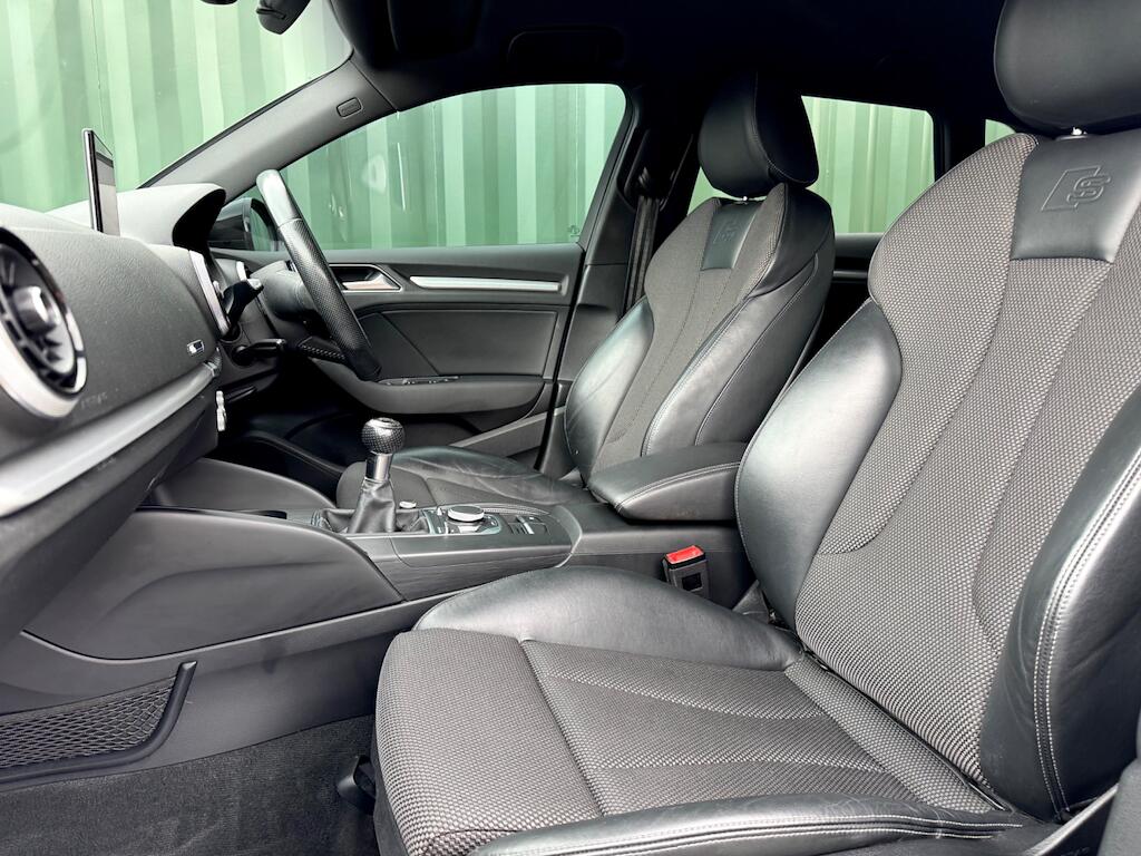 Audi A3 view 24