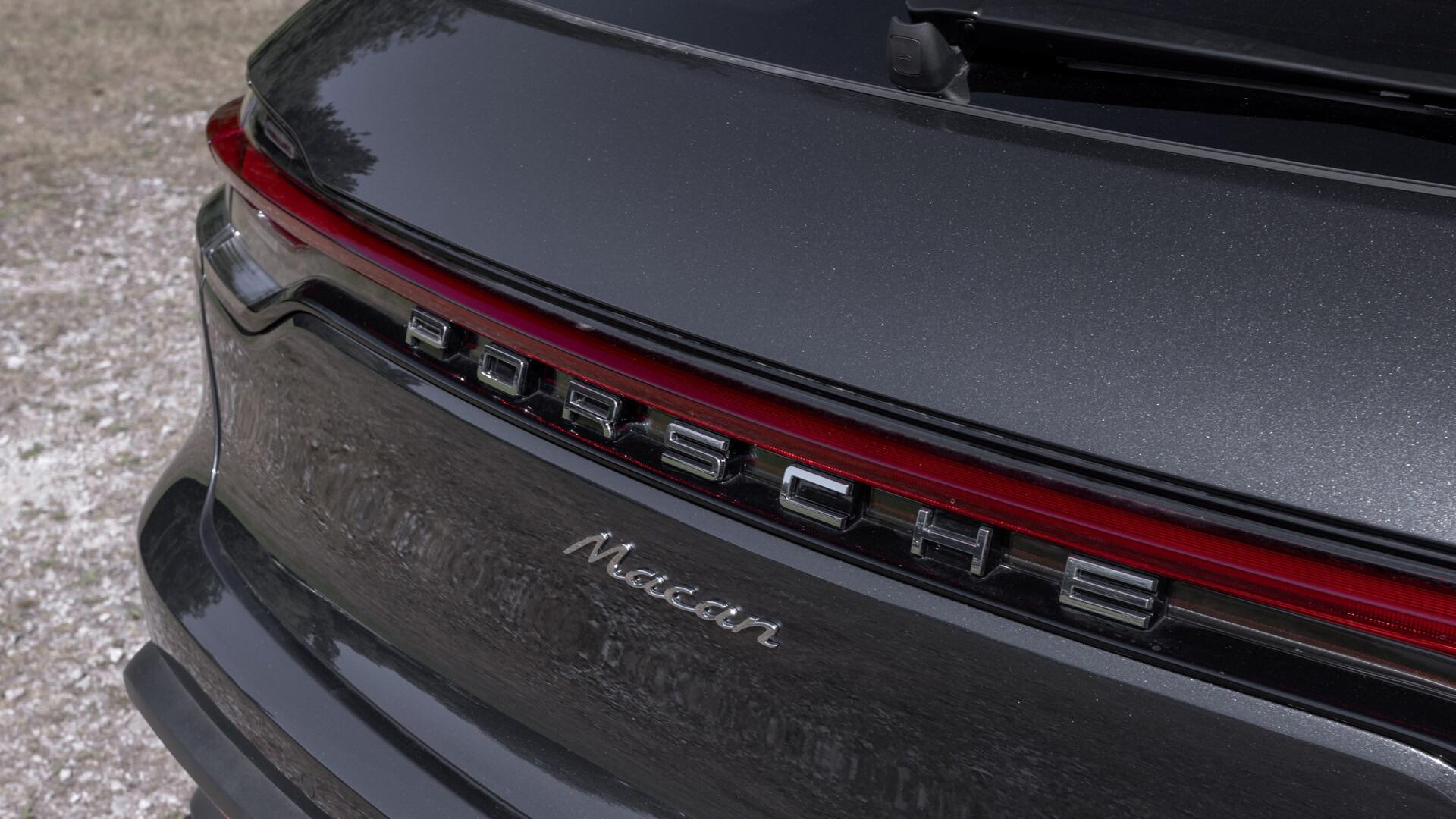 Porsche Macan view 24