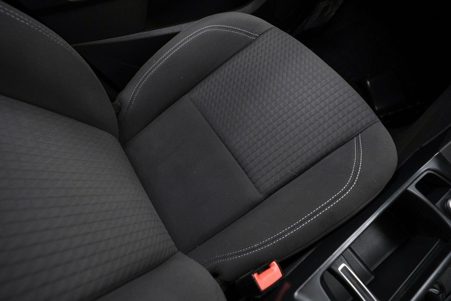 Ford C-Max view 21