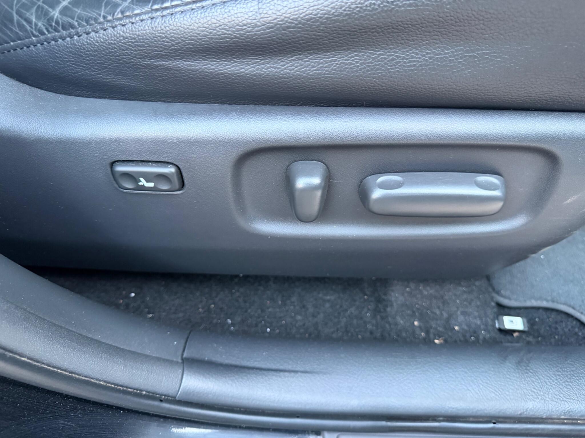 Toyota Rav4 view 21