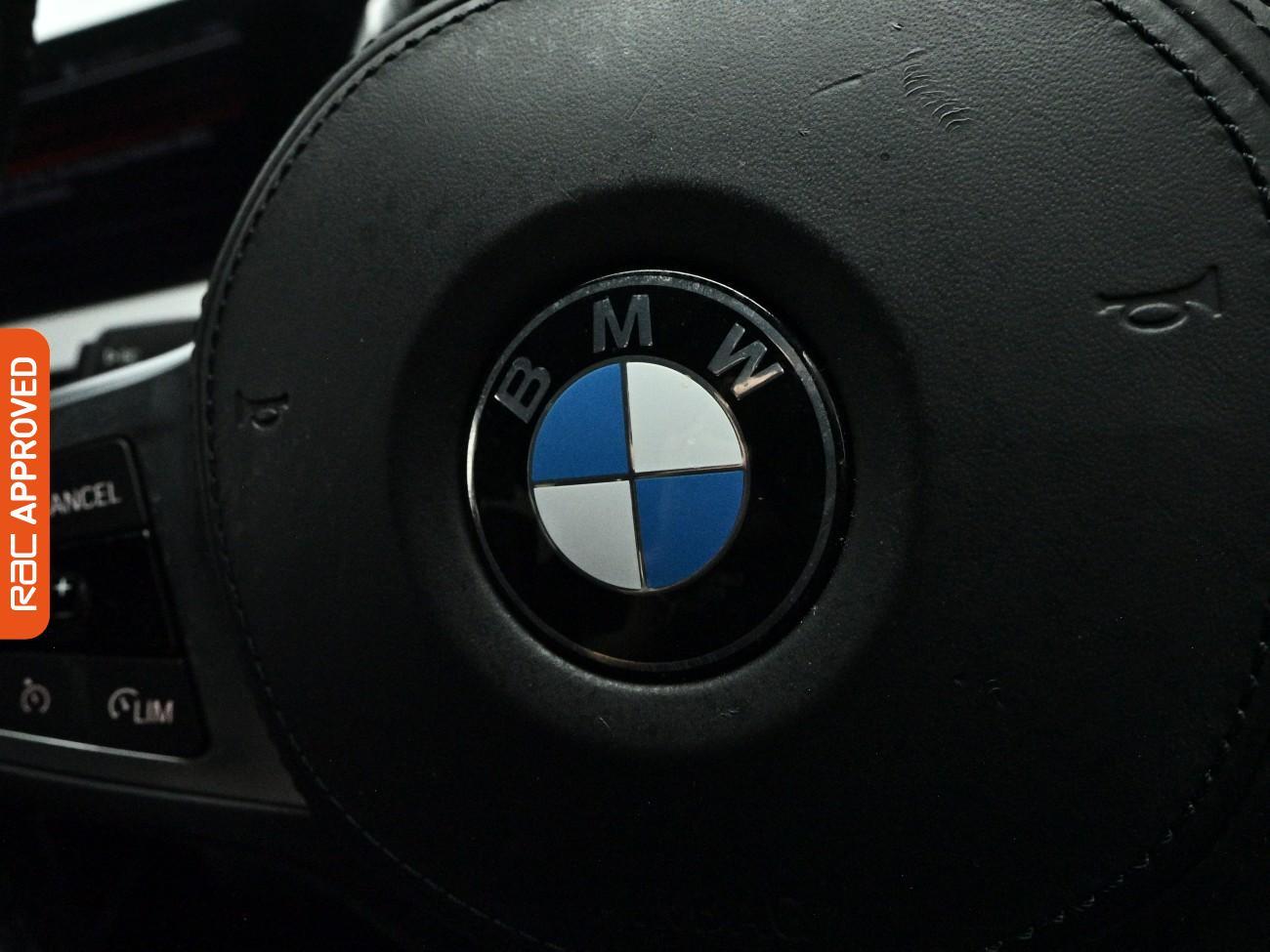 BMW 1 Series view 23