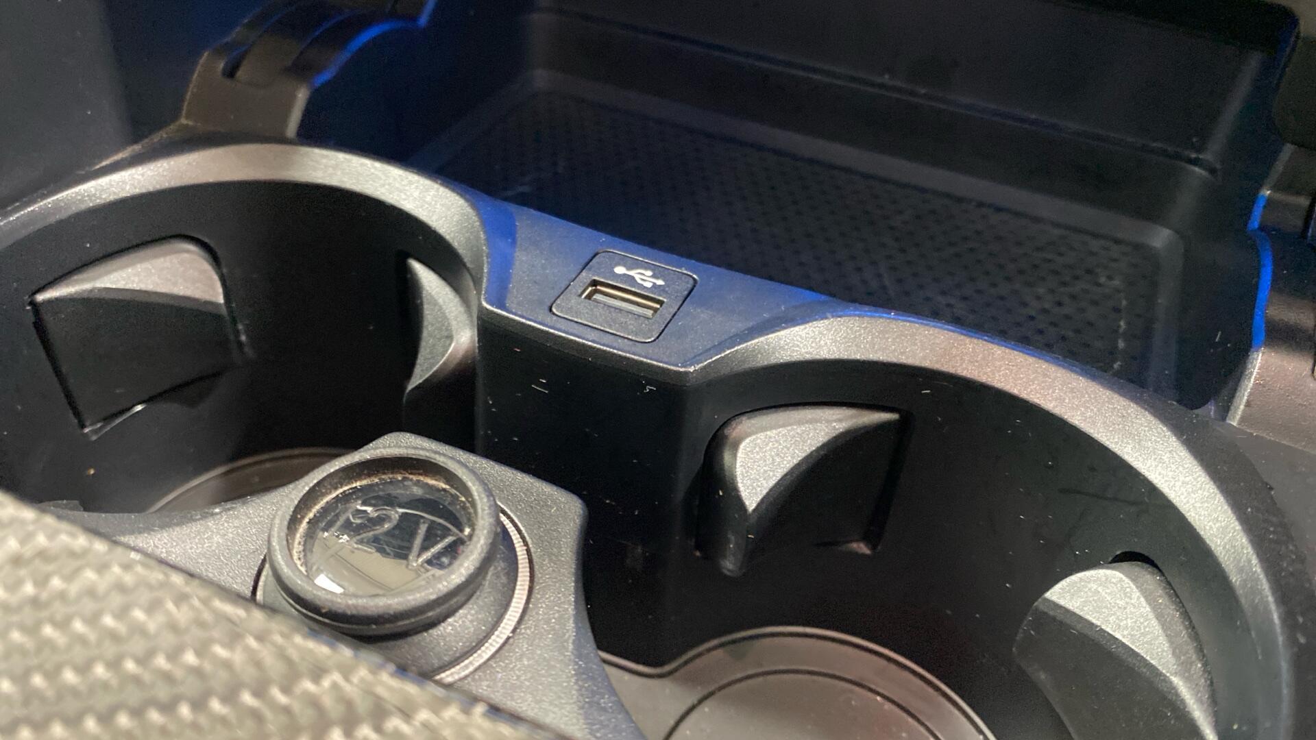 BMW 4 Series view 32