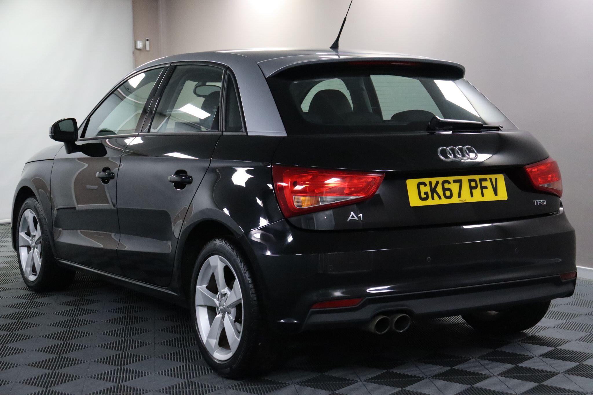 Audi A1 view 8