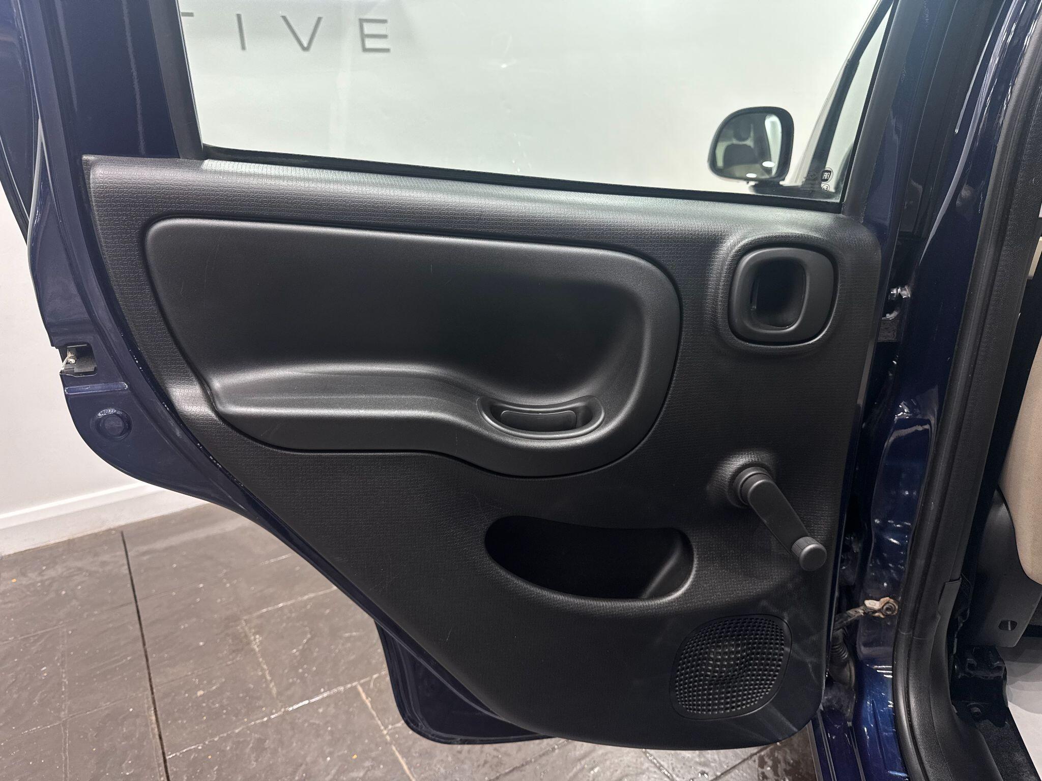 Fiat Panda view 40