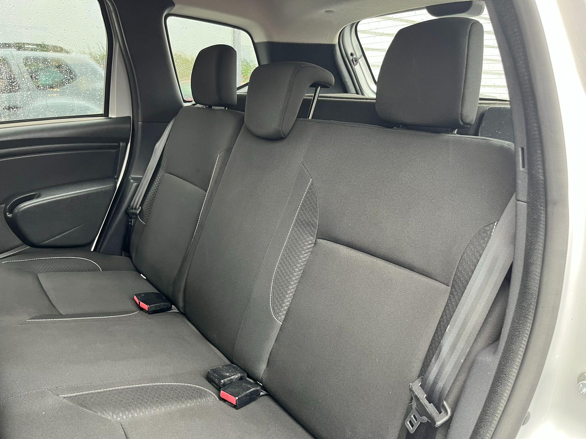 Dacia Duster view 29
