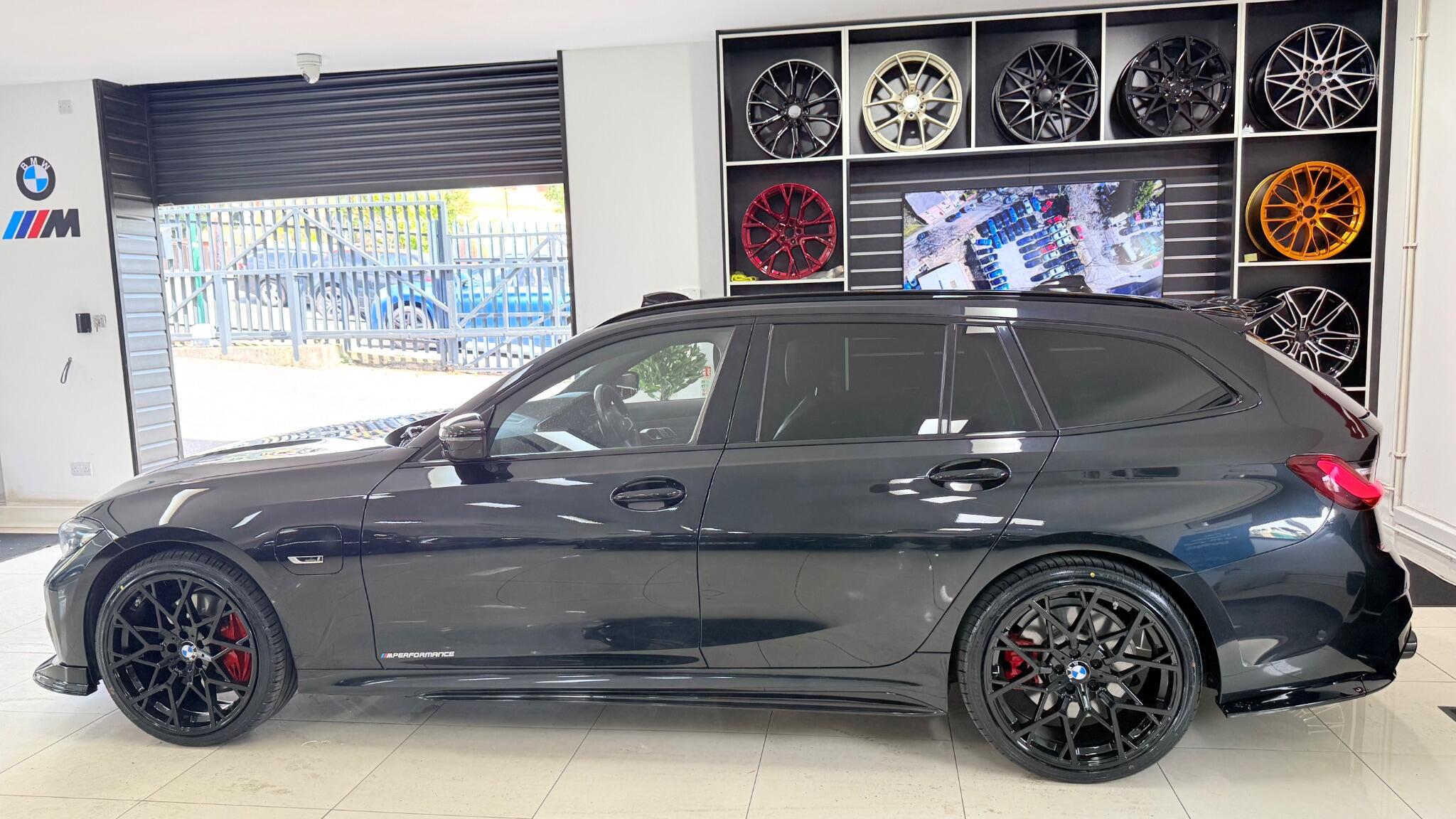 BMW 3 Series view 36