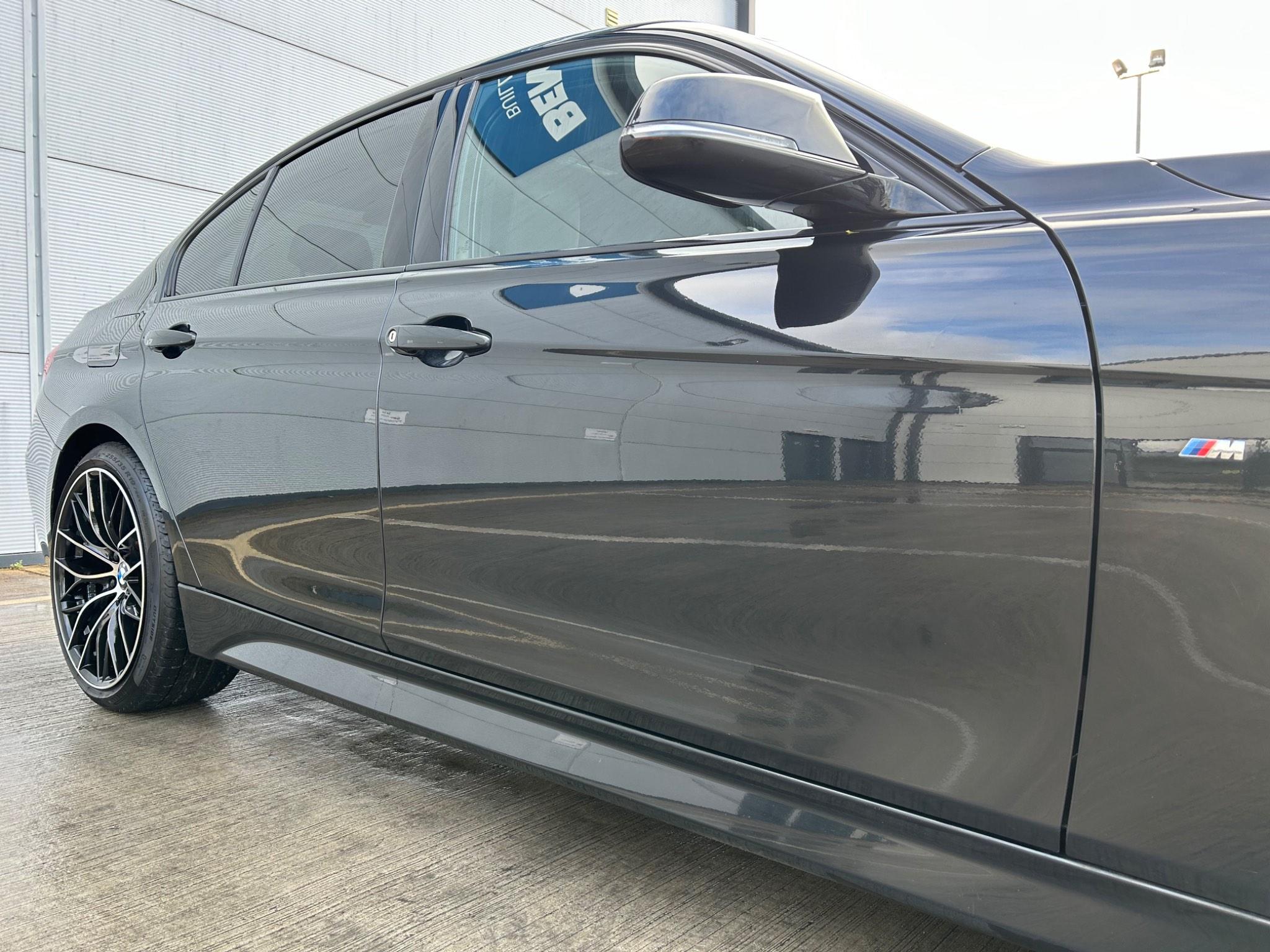 BMW 3 Series view 9