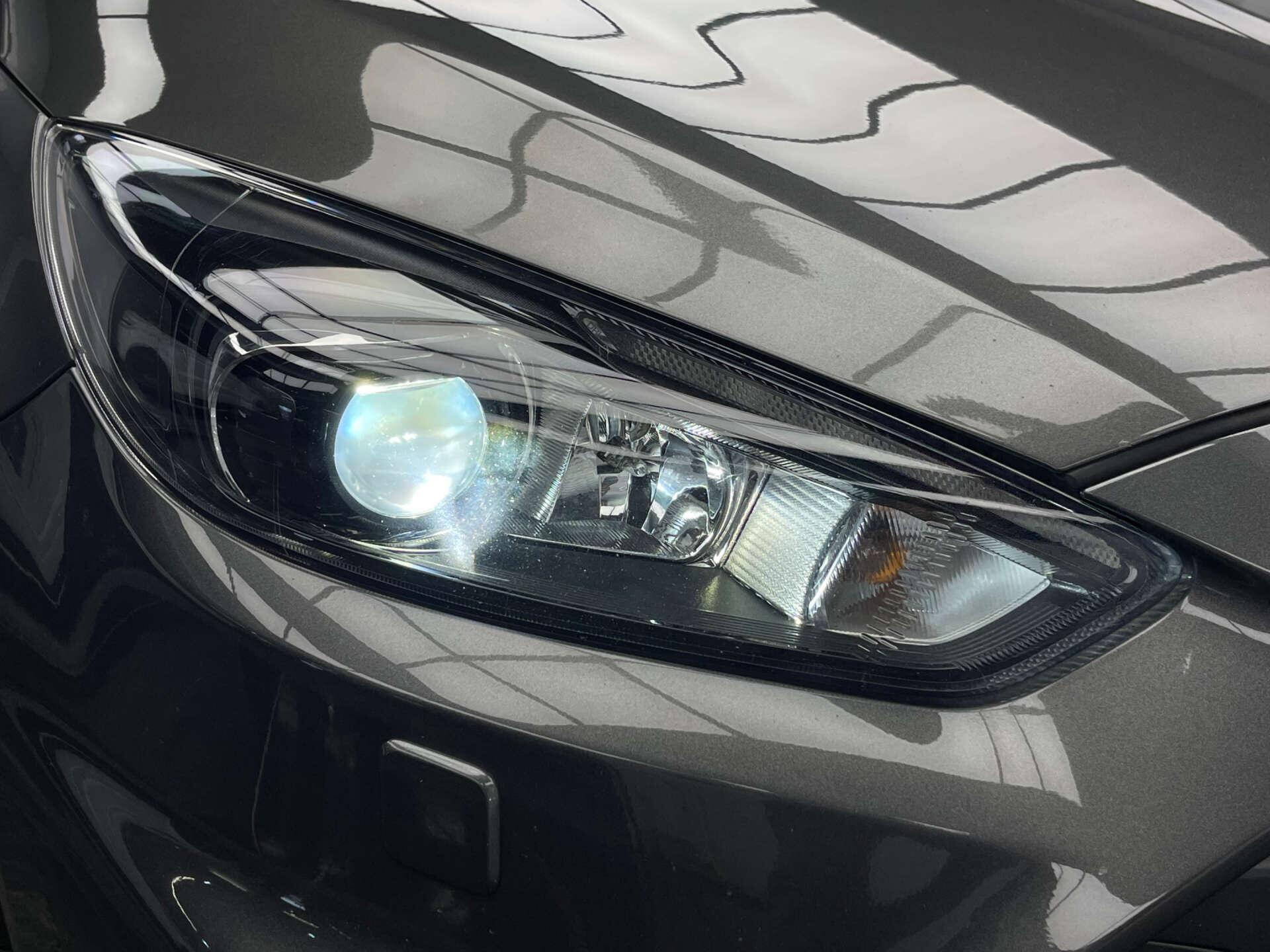 Ford Focus view 9