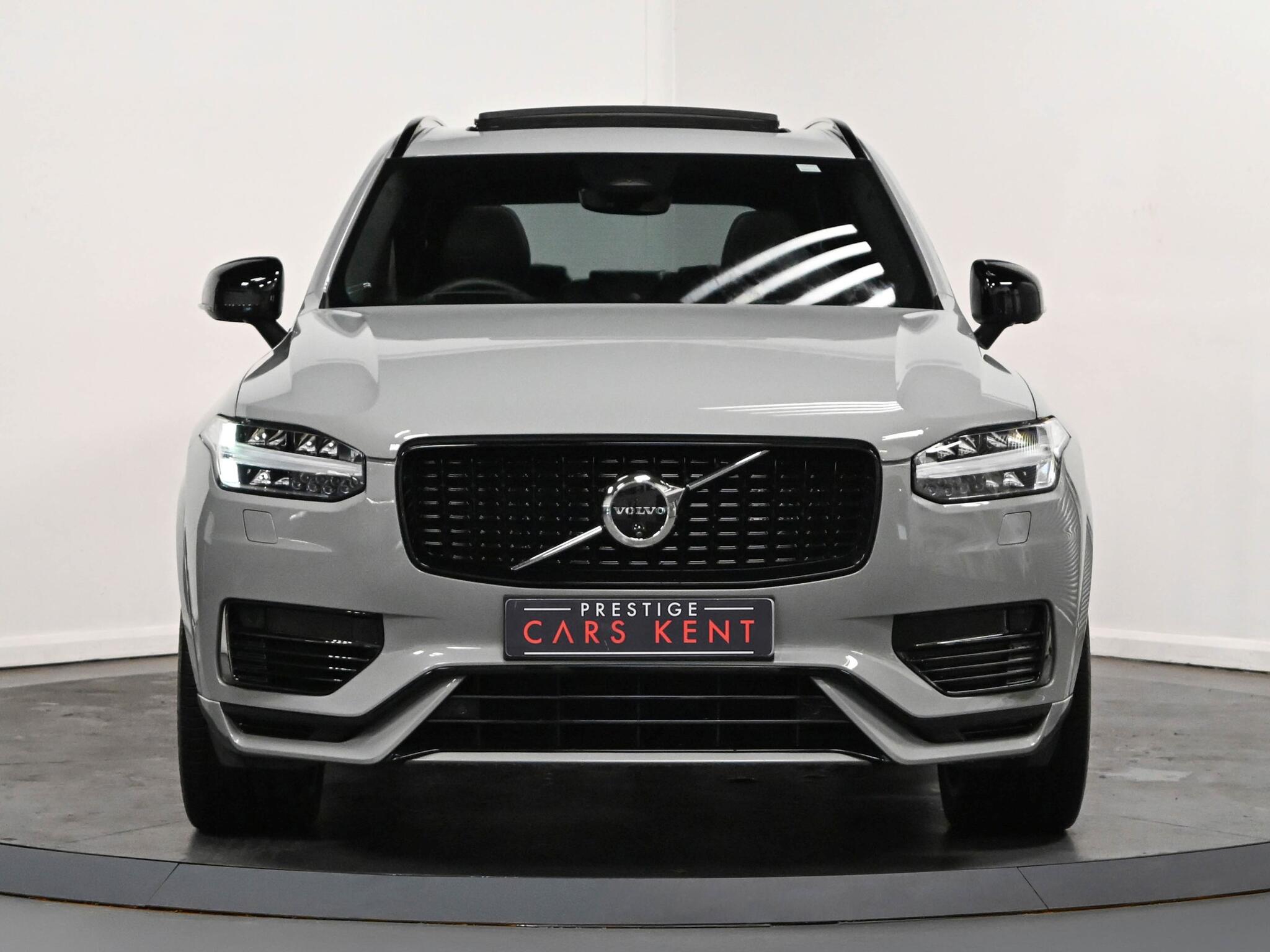 Volvo XC90 view 24