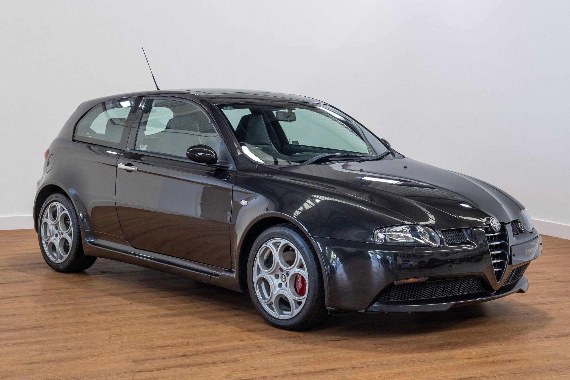 Alfa Romeo 147 main image