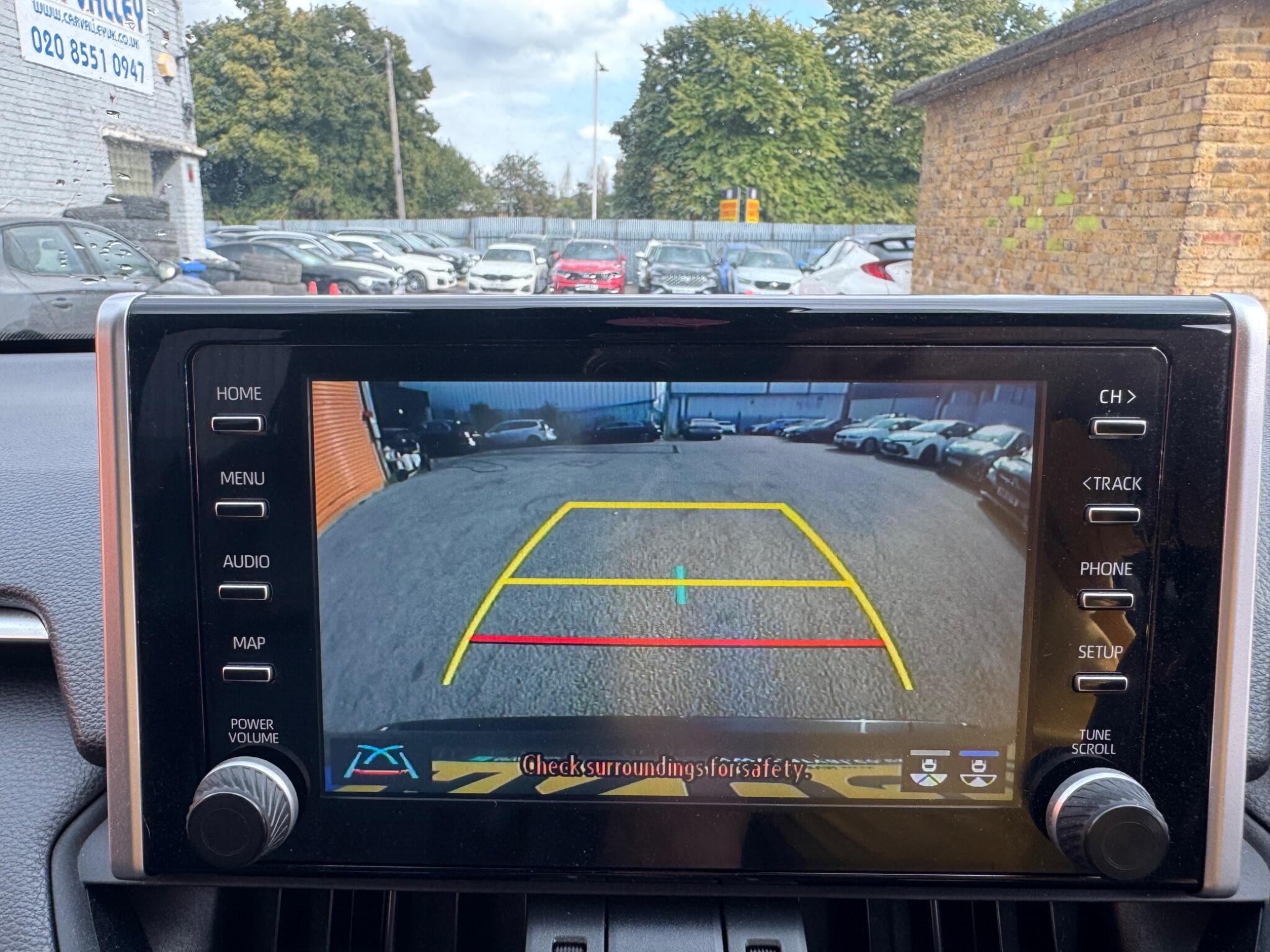 Toyota Rav4 view 17