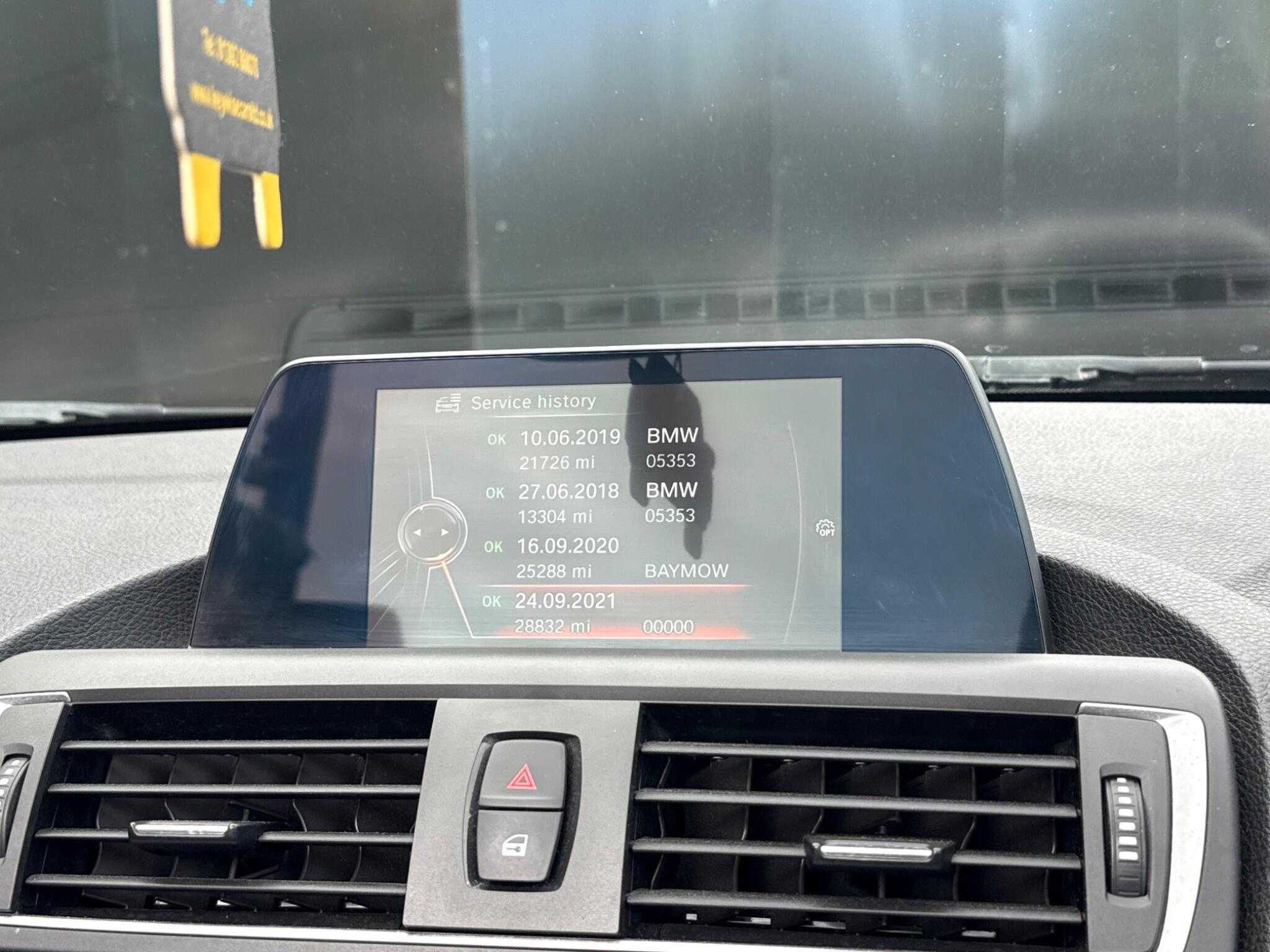BMW 2 Series view 28