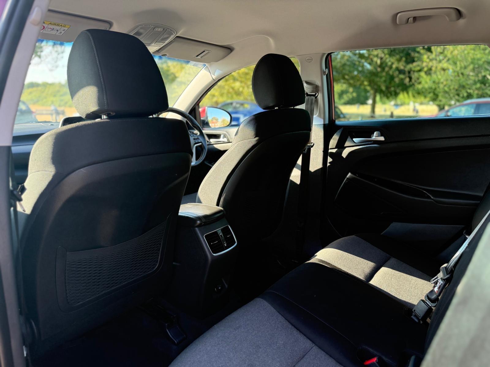 Hyundai Tucson view 35