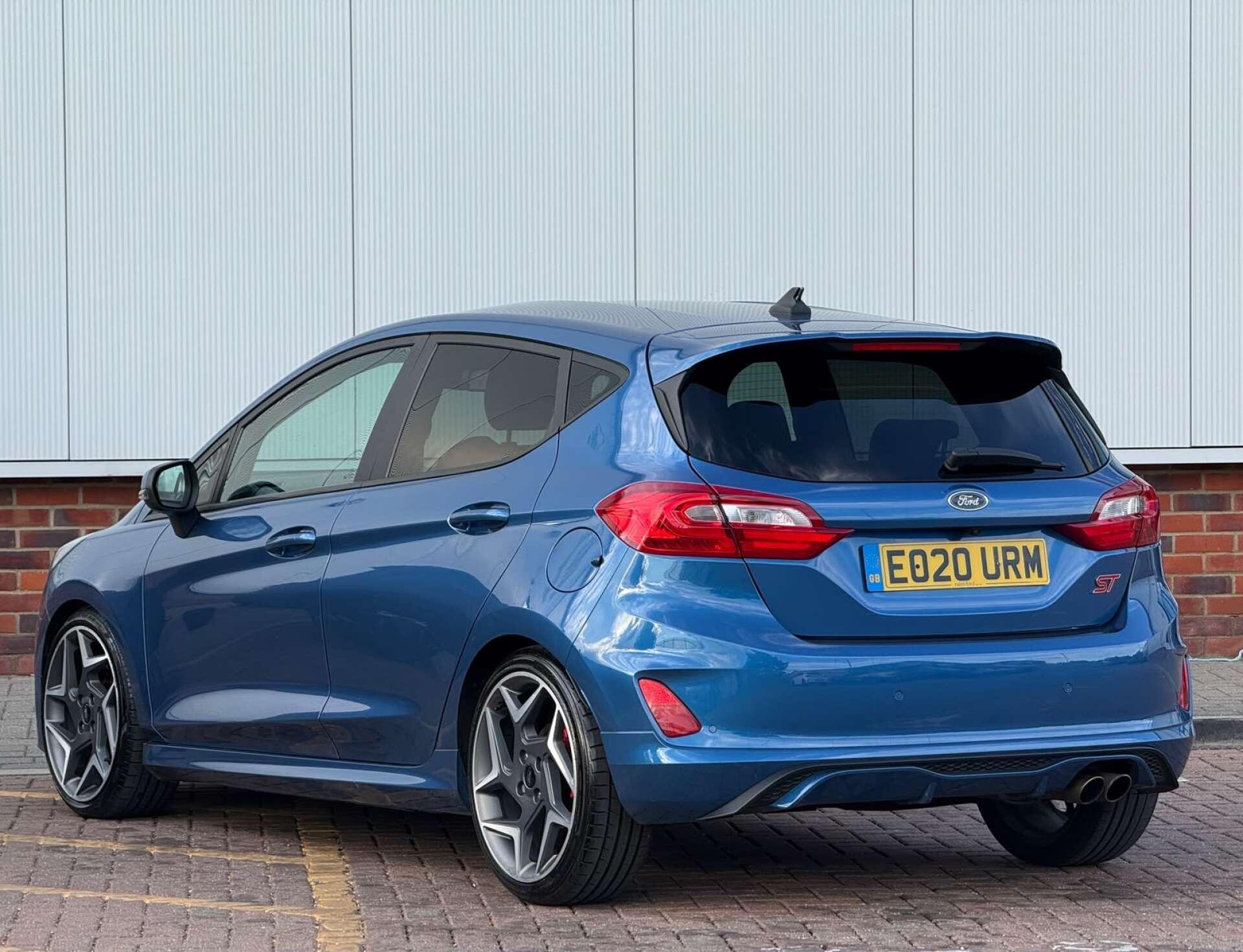 Ford Fiesta view 4