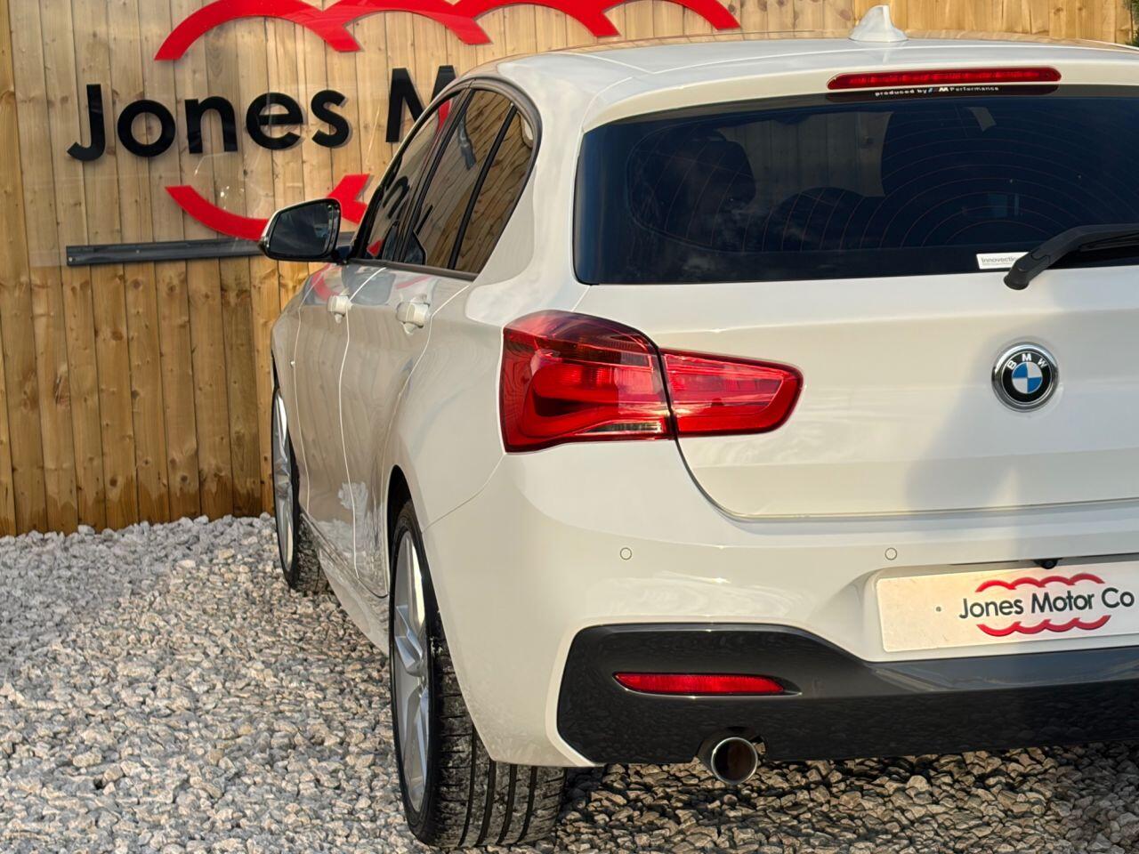 BMW 1 Series view 5